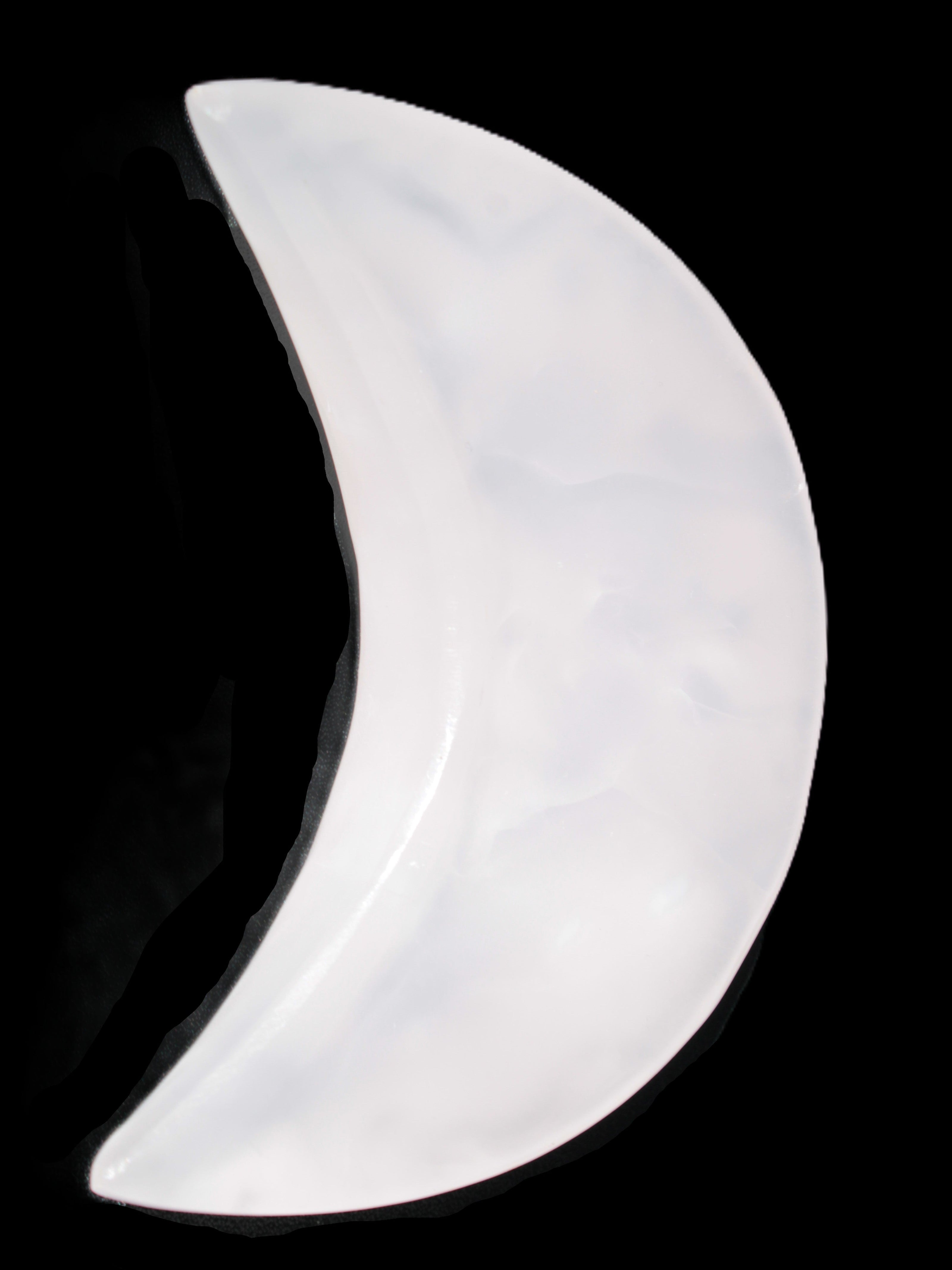 Mangano Calcite moon 92*80mm 154g Rocks and Things Store