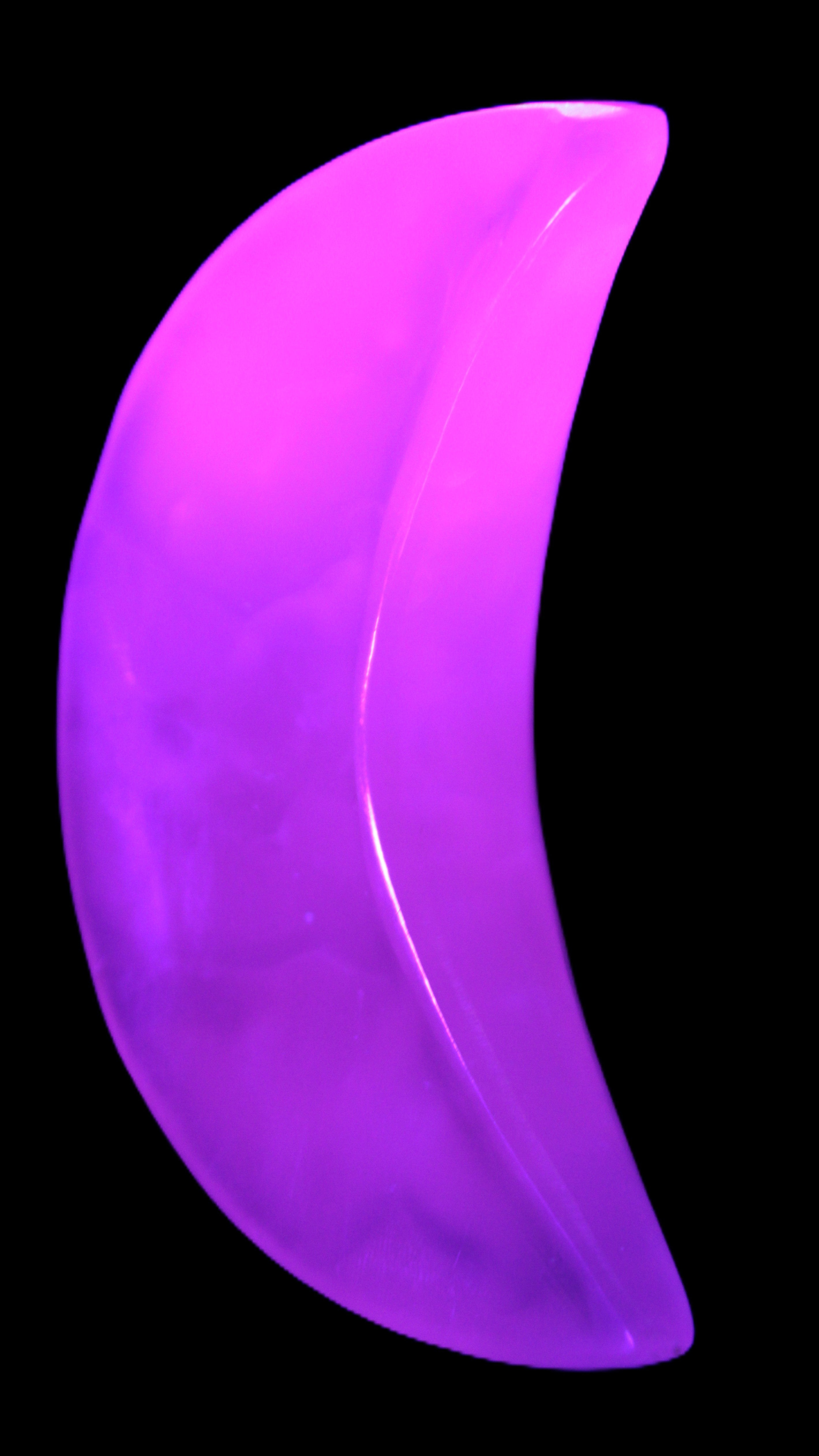 Mangano Calcite moon 92*80mm 154g Rocks and Things Store