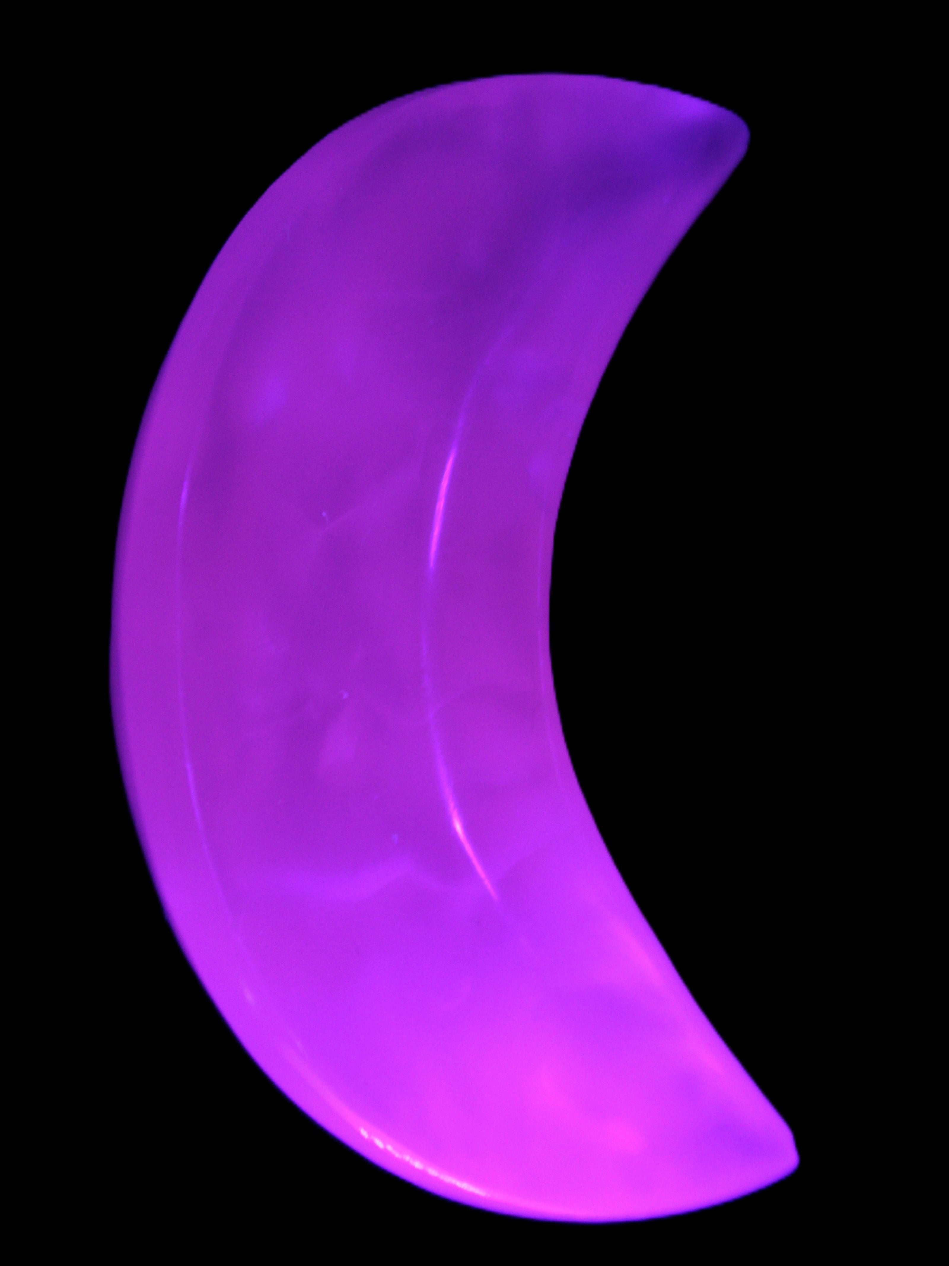 Mangano Calcite moon 92*80mm 154g Rocks and Things Store