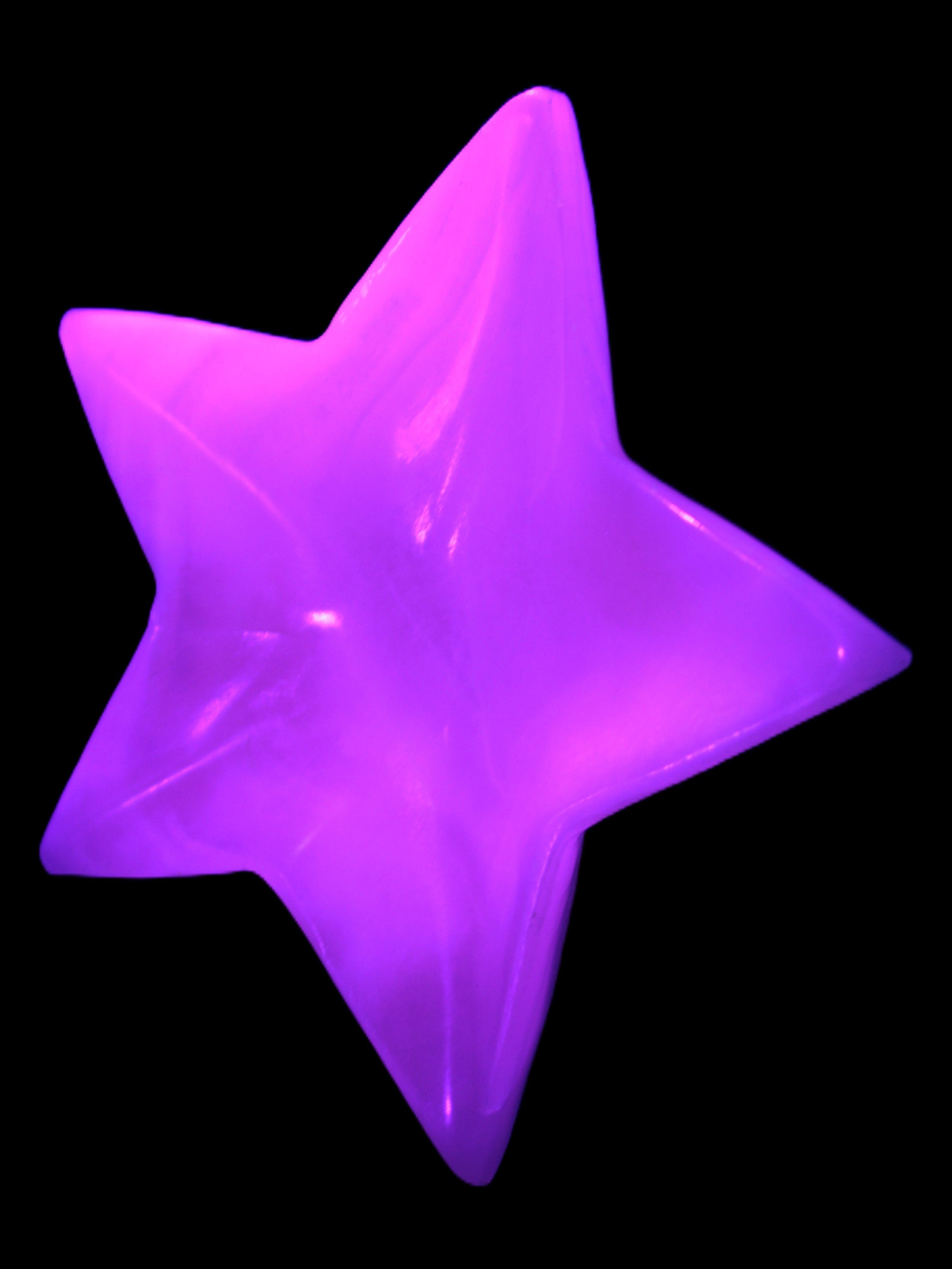 Mangano Calcite star 108*18mm 162.8g Rocks and Things Store