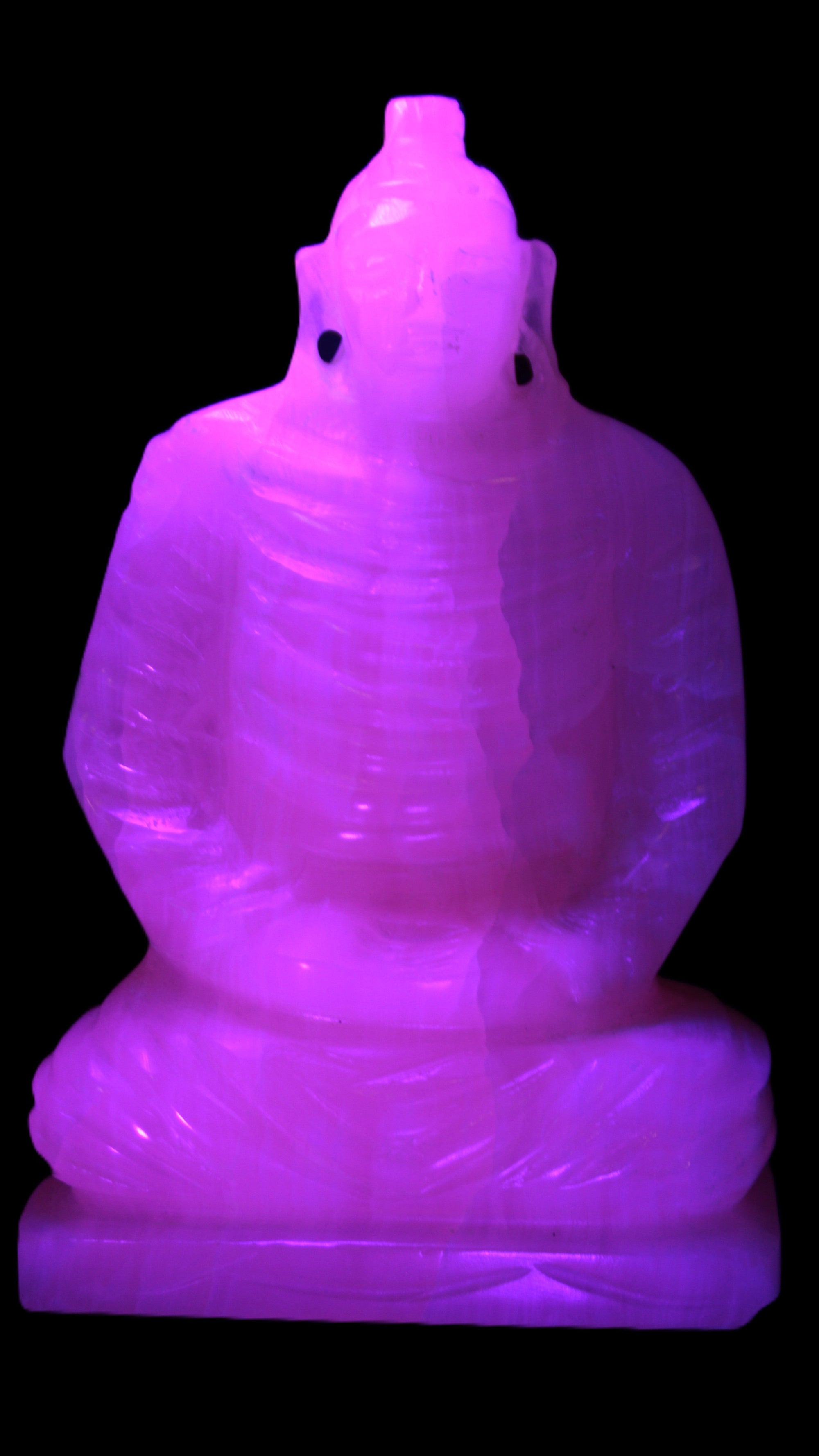 Mangano Calcite hand-carved Buddha statue 52*79*241mm 3285g Rocks and Things Store