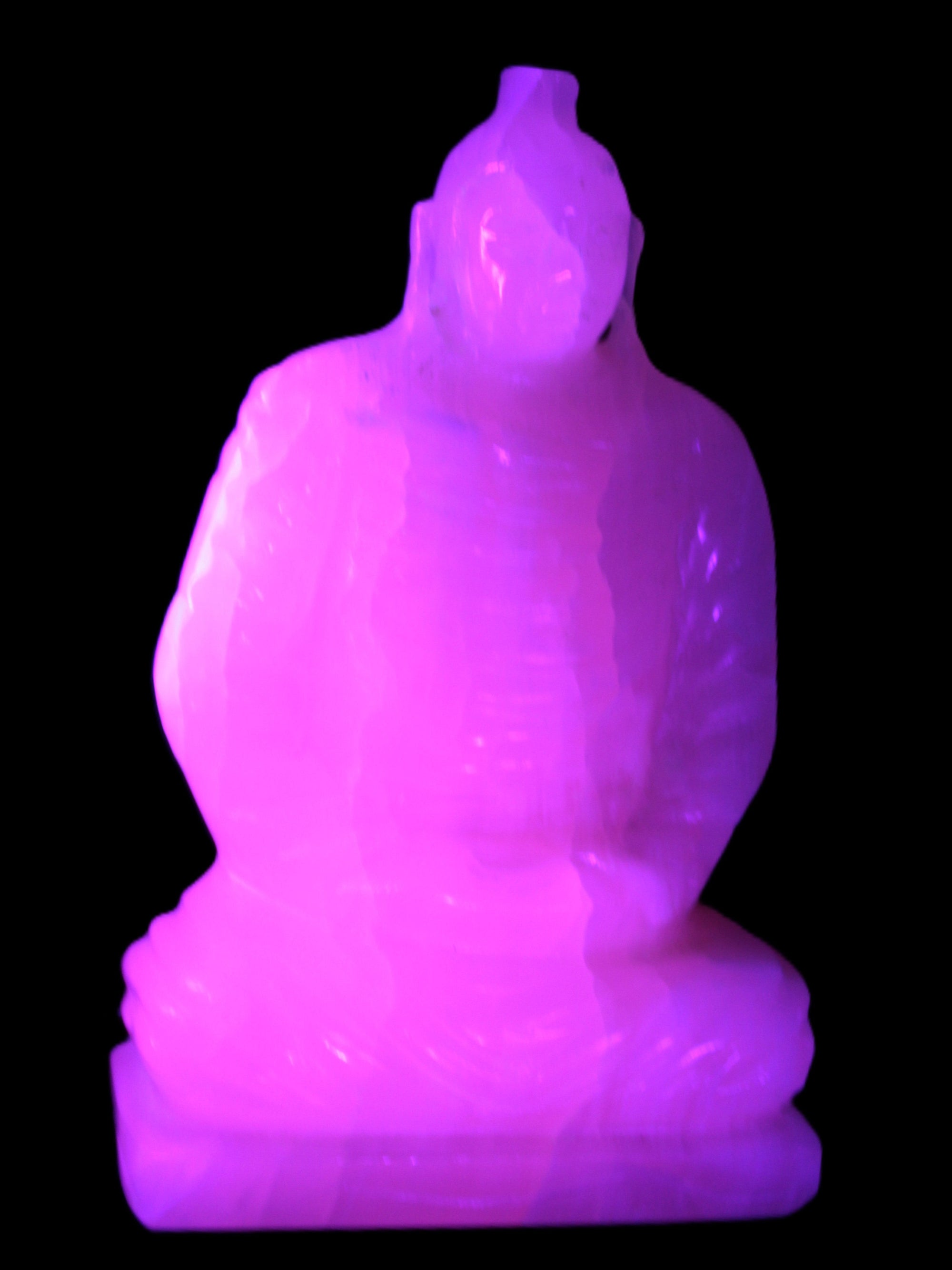 Mangano Calcite hand-carved Buddha statue 52*79*241mm 3285g Rocks and Things Store