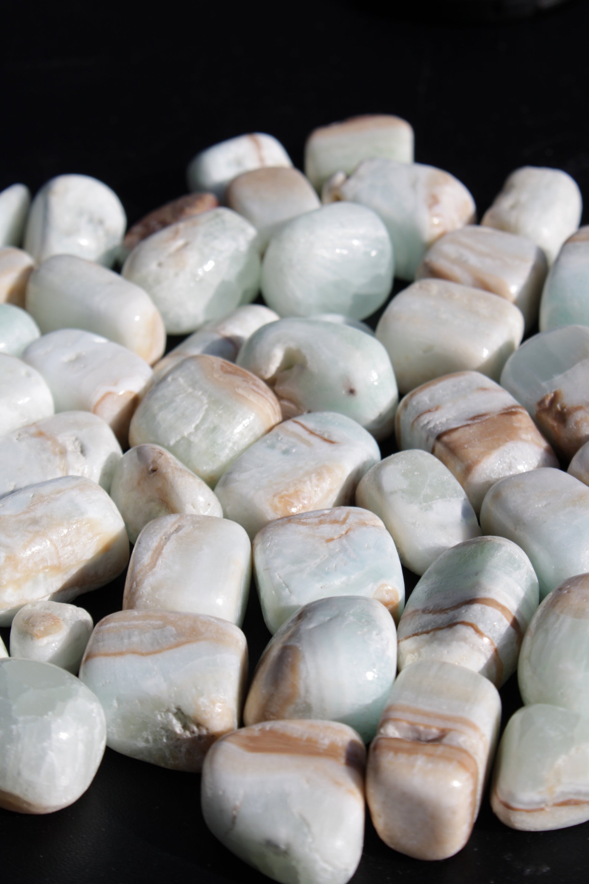 Caribbean Calcite 41 tumbled stones 20*10mm - 27*20mm  590g Wholesale Rocks and Things Store