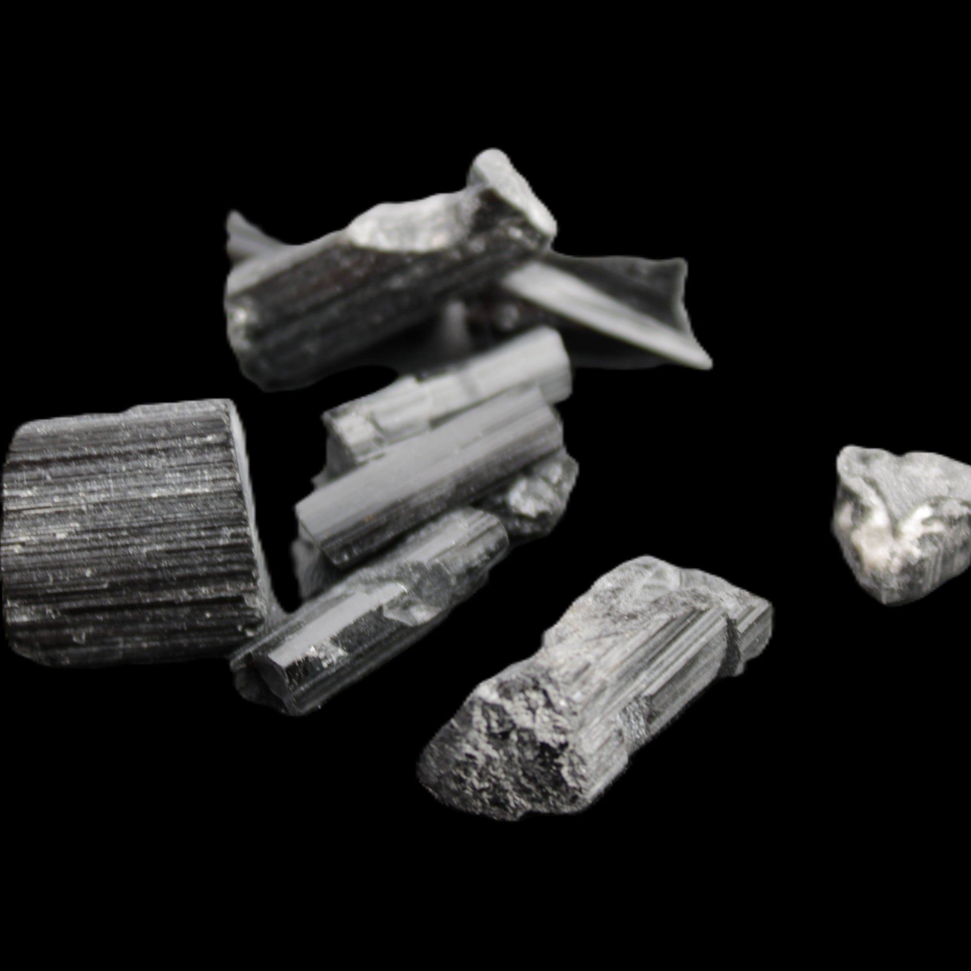 Black Tourmaline 7-9 natural crystals from Pakistan 7-22mm 17.5g Rocks and Things Store