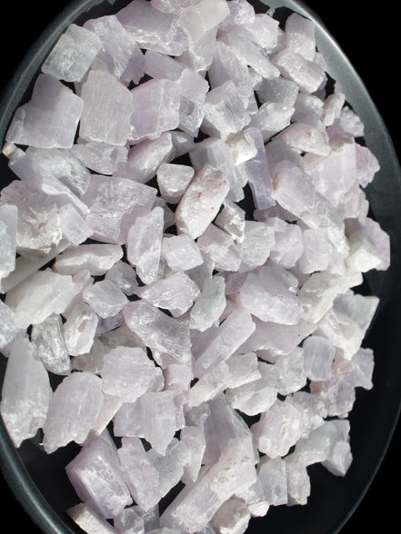Pink/Lilac Kunzite 130+ crystals from Afghanistan 10-20mm 500g Wholesale Rocks and Things Store
