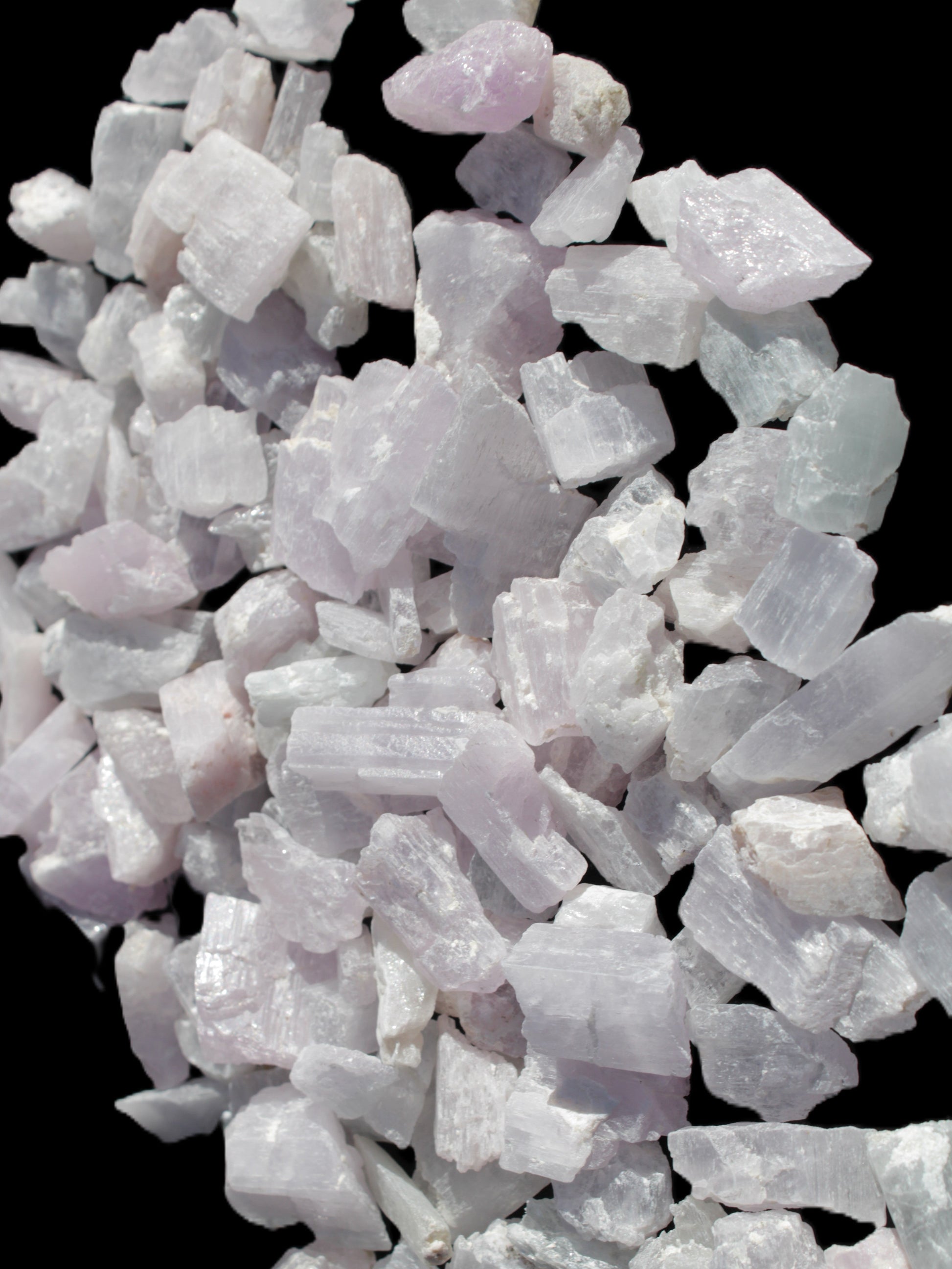 Pink/Lilac Kunzite 130+ crystals from Afghanistan 10-20mm 500g Wholesale Rocks and Things Store