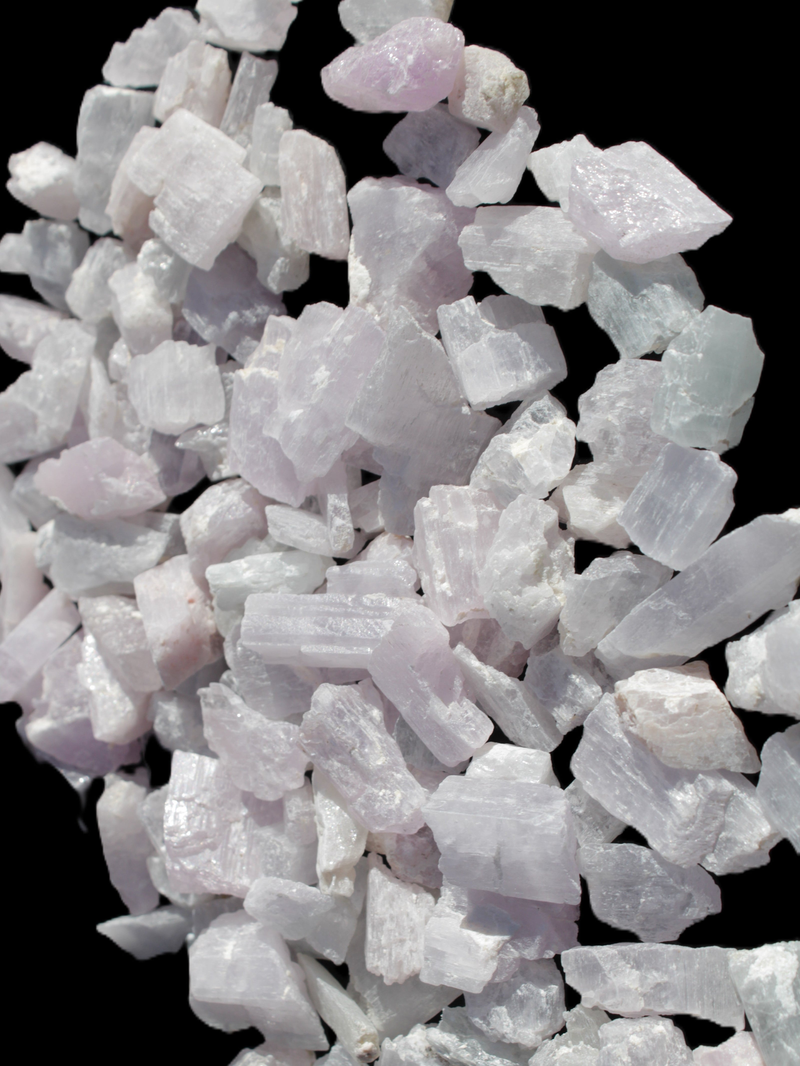 Pink/Lilac Kunzite 130+ crystals from Afghanistan 10-20mm 500g Wholesale Rocks and Things Store