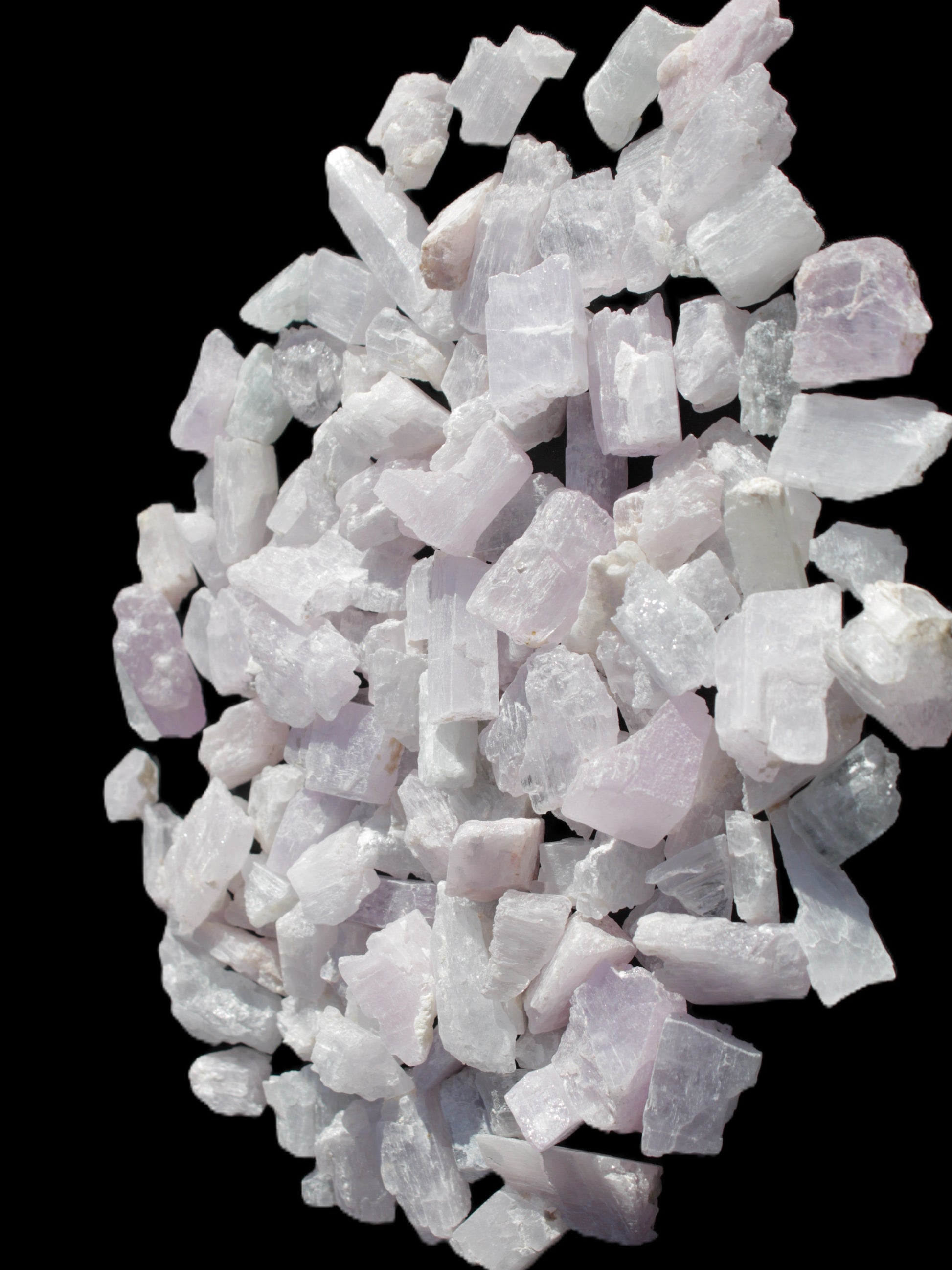 Pink/Lilac Kunzite 130+ crystals from Afghanistan 10-20mm 500g Wholesale Rocks and Things Store