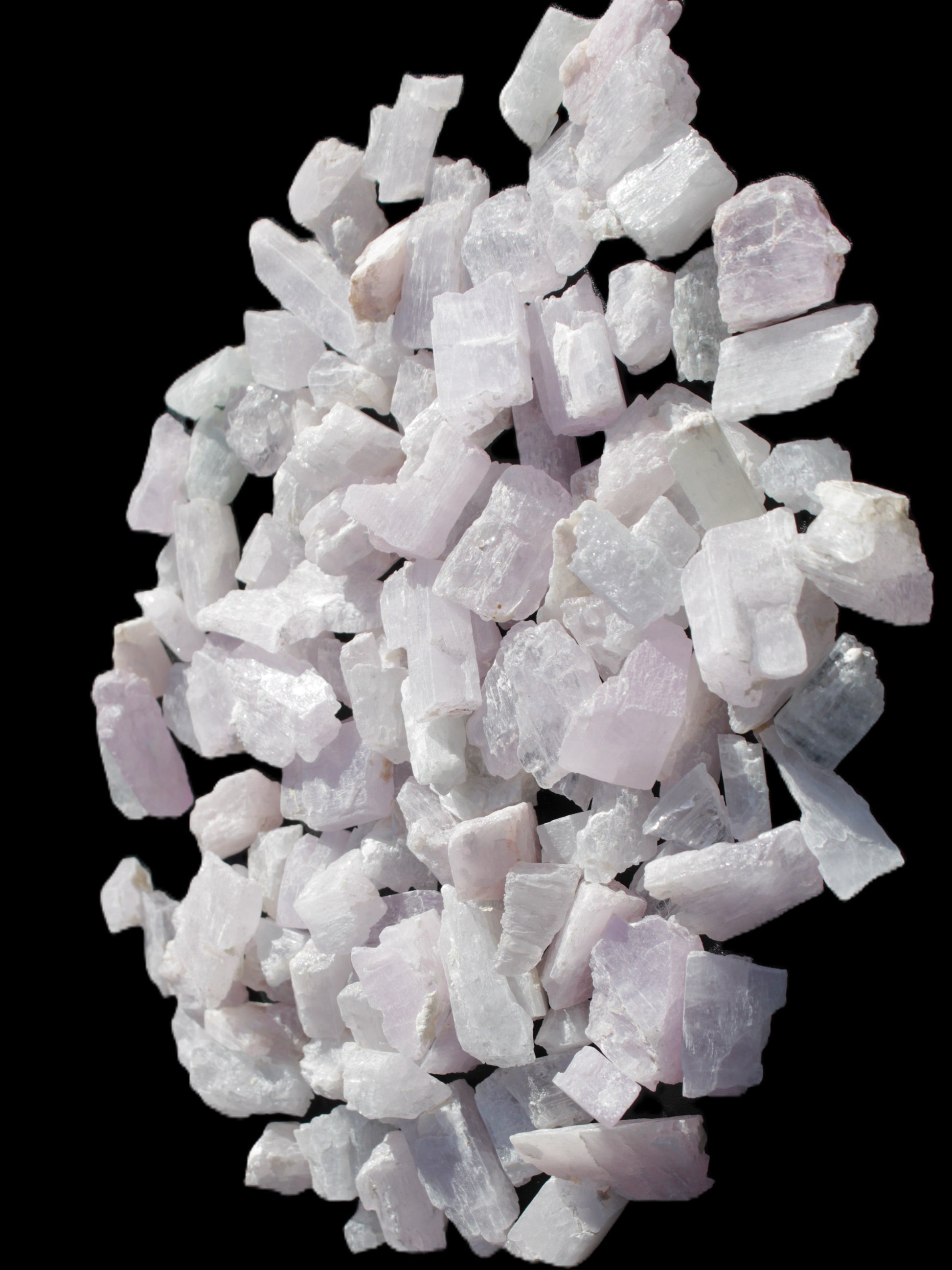 Pink/Lilac Kunzite 130+ crystals from Afghanistan 10-20mm 500g Wholesale Rocks and Things Store