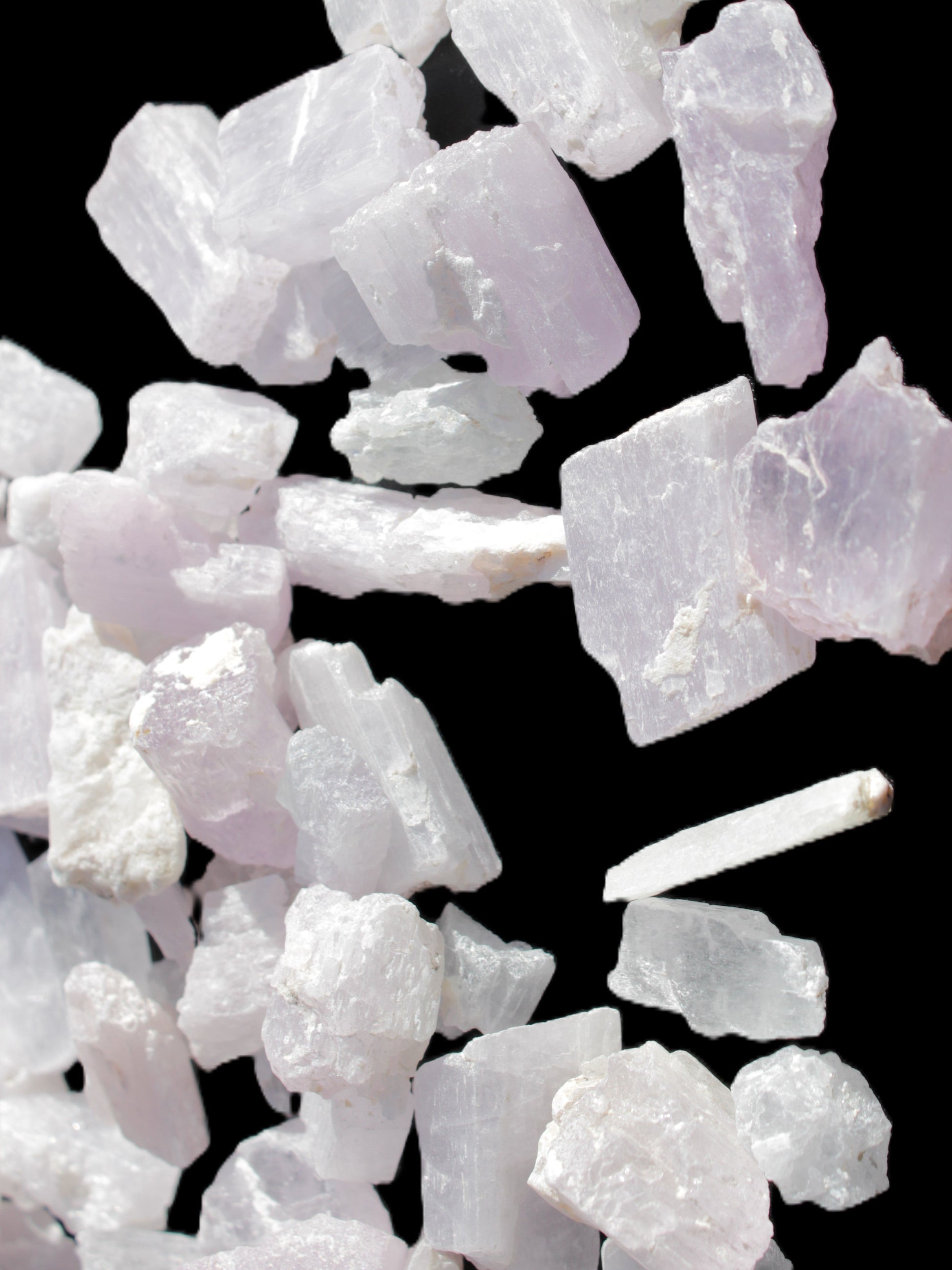 Pink/Lilac Kunzite 130+ crystals from Afghanistan 10-20mm 500g Wholesale Rocks and Things Store