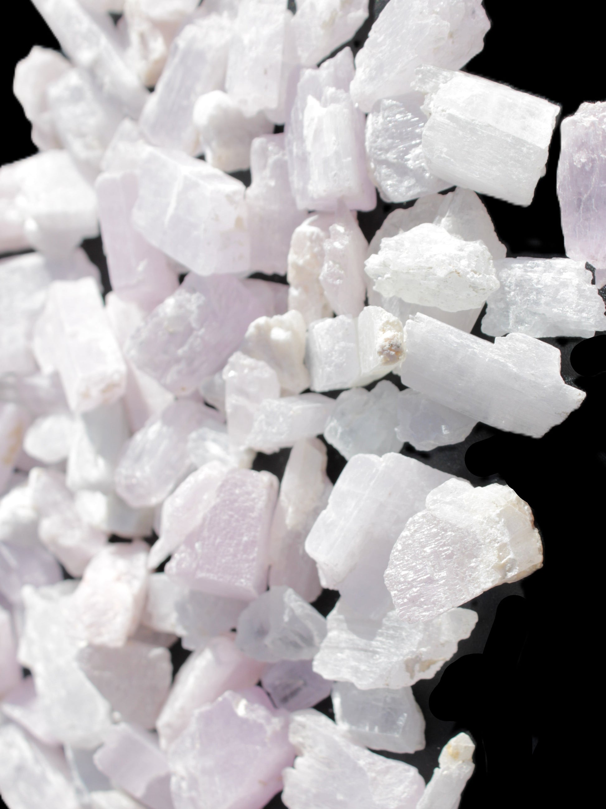 Pink/Lilac Kunzite 130+ crystals from Afghanistan 10-20mm 500g Wholesale Rocks and Things Store