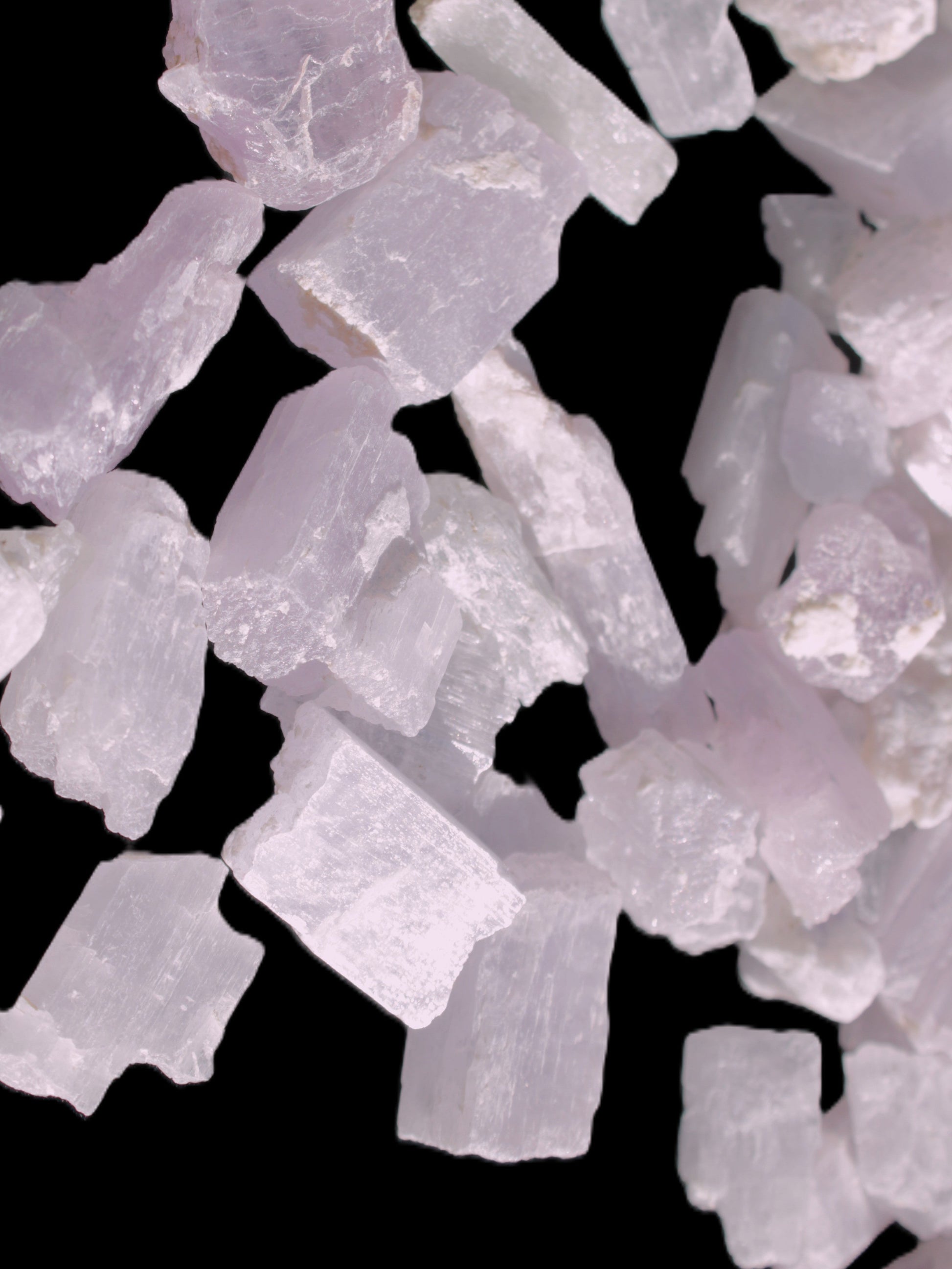 Pink/Lilac Kunzite 130+ crystals from Afghanistan 10-20mm 500g Wholesale Rocks and Things Store