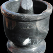 Black Marble mortar & pestle 94*95mm 1011g Rocks and Things Store
