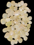 Lemon Calcite 66 tumbled stones 12*9mm - 21*18mm 600g Wholesale in sunlight - Rocks and Things Store