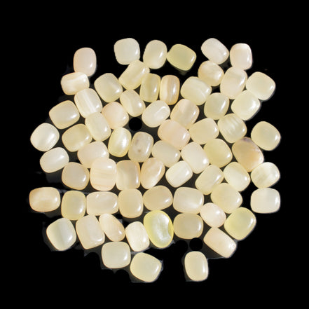 Lemon Calcite 66 tumbled stones 12*9mm - 21*18mm 600g Wholesale in sunlight - Rocks and Things Store