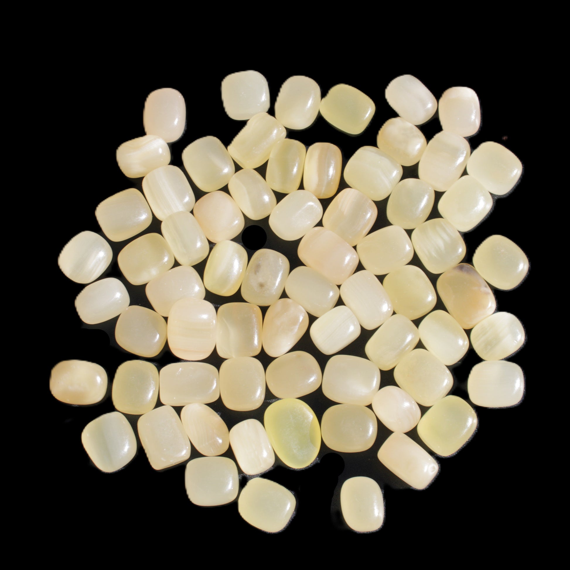 Lemon Calcite 66 tumbled stones 12*9mm - 21*18mm 600g Wholesale in sunlight - Rocks and Things Store