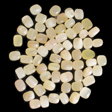 Lemon Calcite 66 tumbled stones 12*9mm - 21*18mm 600g Wholesale in sunlight - Rocks and Things Store