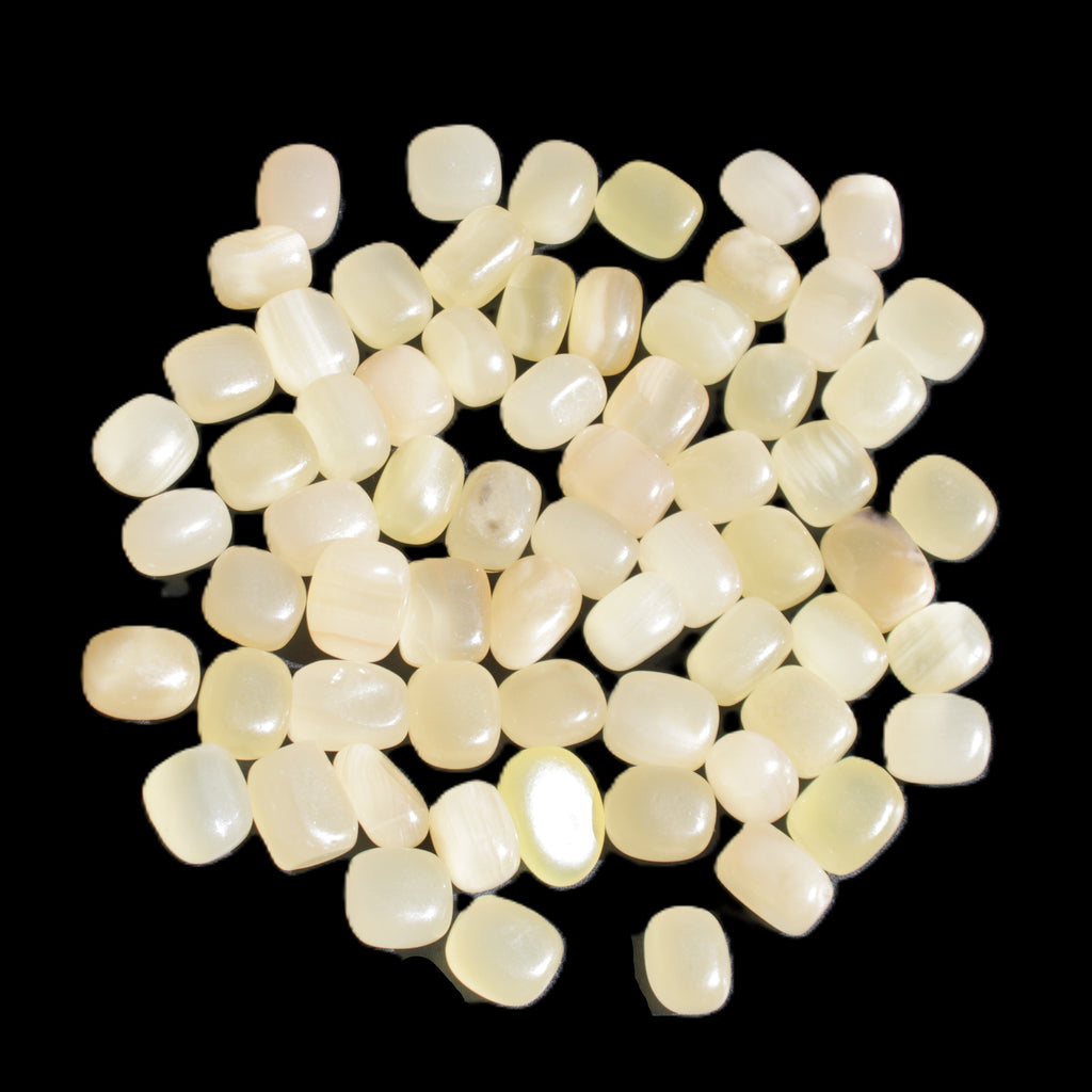 Lemon Calcite 66 tumbled stones 12*9mm - 21*18mm 600g Wholesale in sunlight - Rocks and Things Store