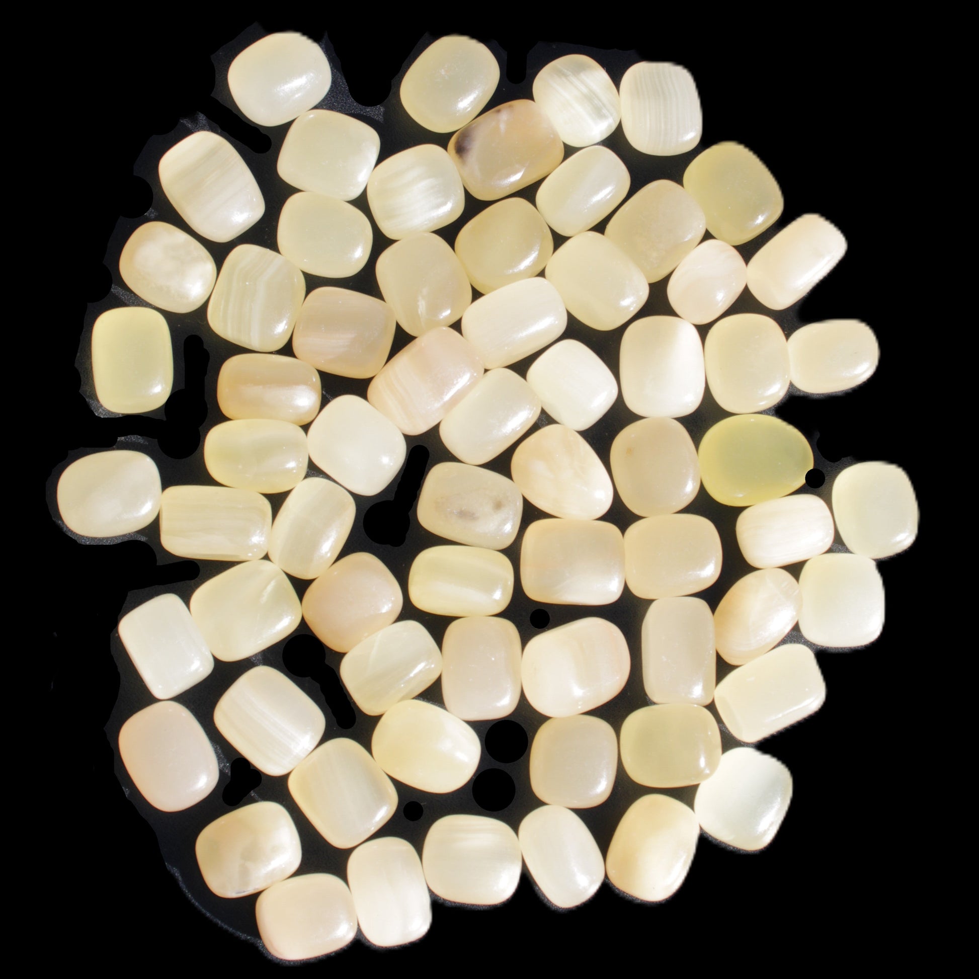 Lemon Calcite 66 tumbled stones 12*9mm - 21*18mm 600g Wholesale in sunlight - Rocks and Things Store