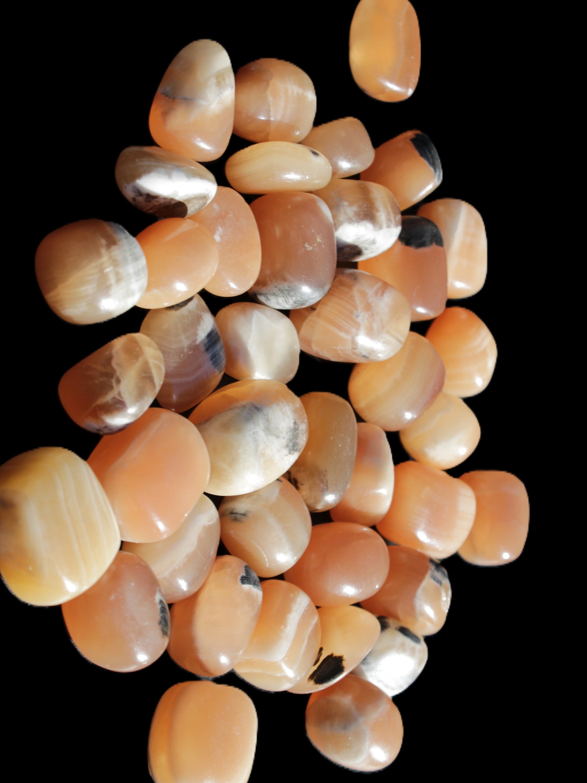 Banded Topaz Honrey Calcite 38 tumbled stones 22*12mm - 30*22mm 734g Wholesale Rocks and Things Store