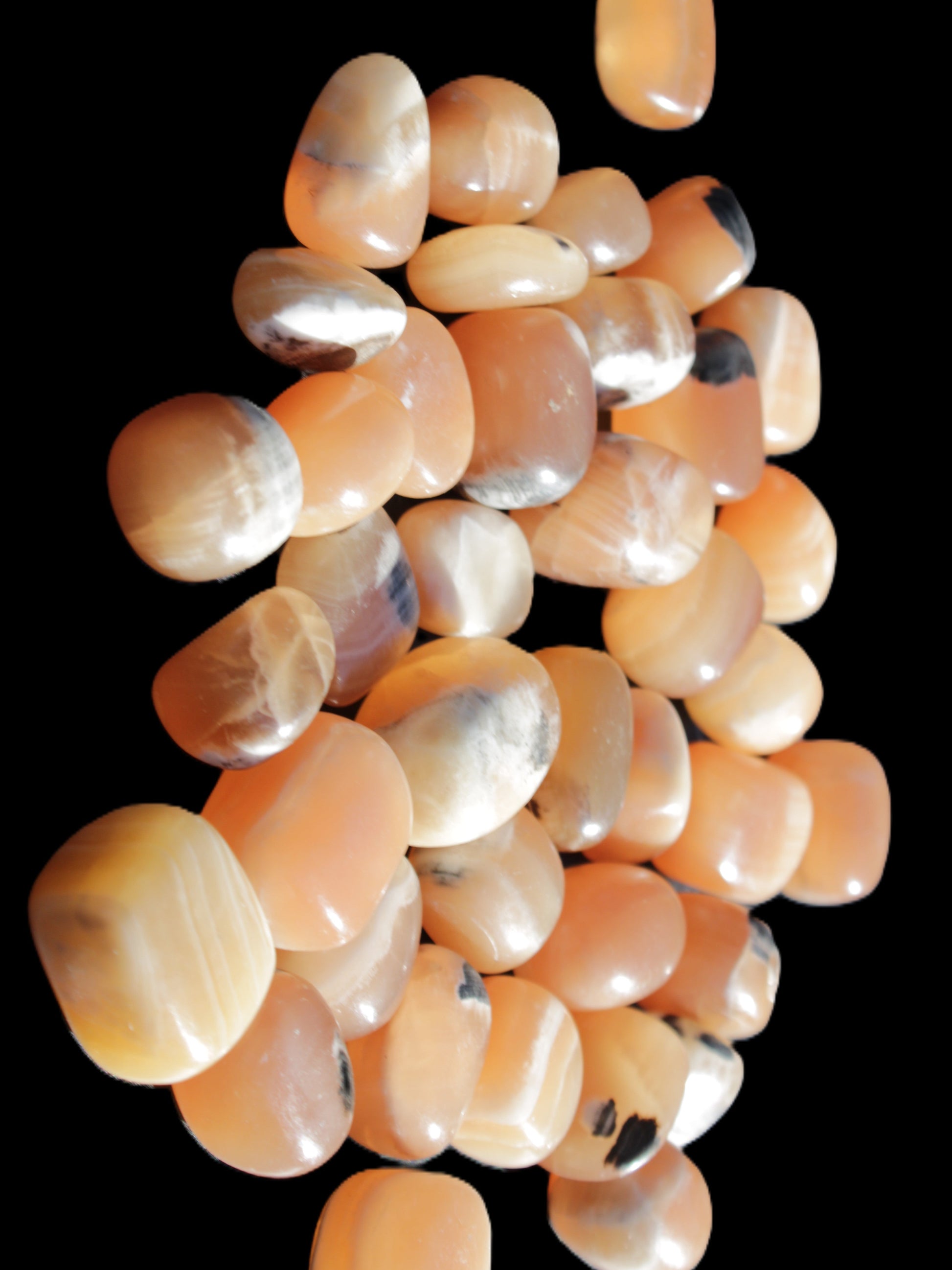 Banded Topaz Honrey Calcite 38 tumbled stones 22*12mm - 30*22mm 734g Wholesale Rocks and Things Store