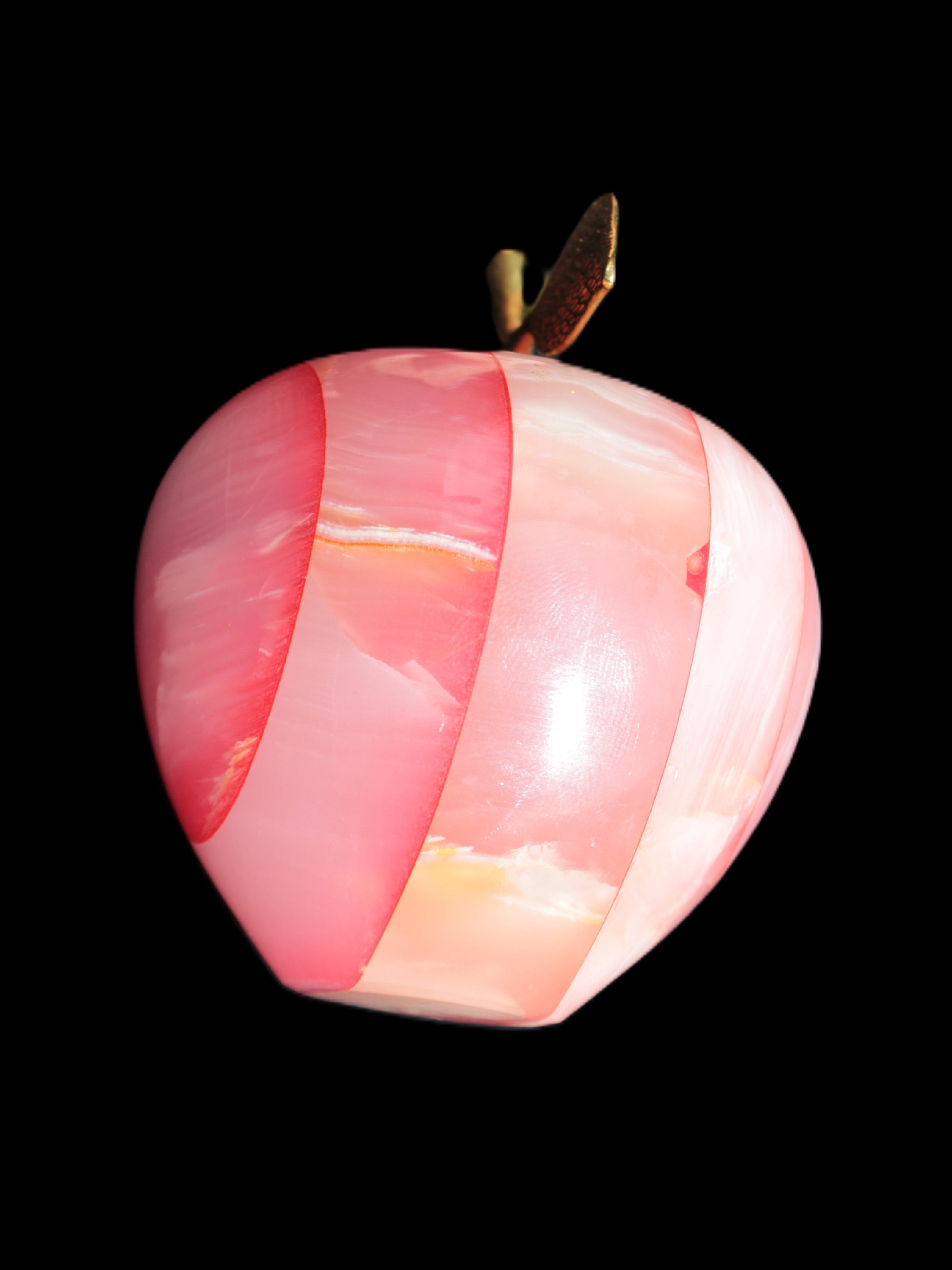 Afghan Jade Onyx hand-carved Apple 71*85mm 559g Rocks and Things
