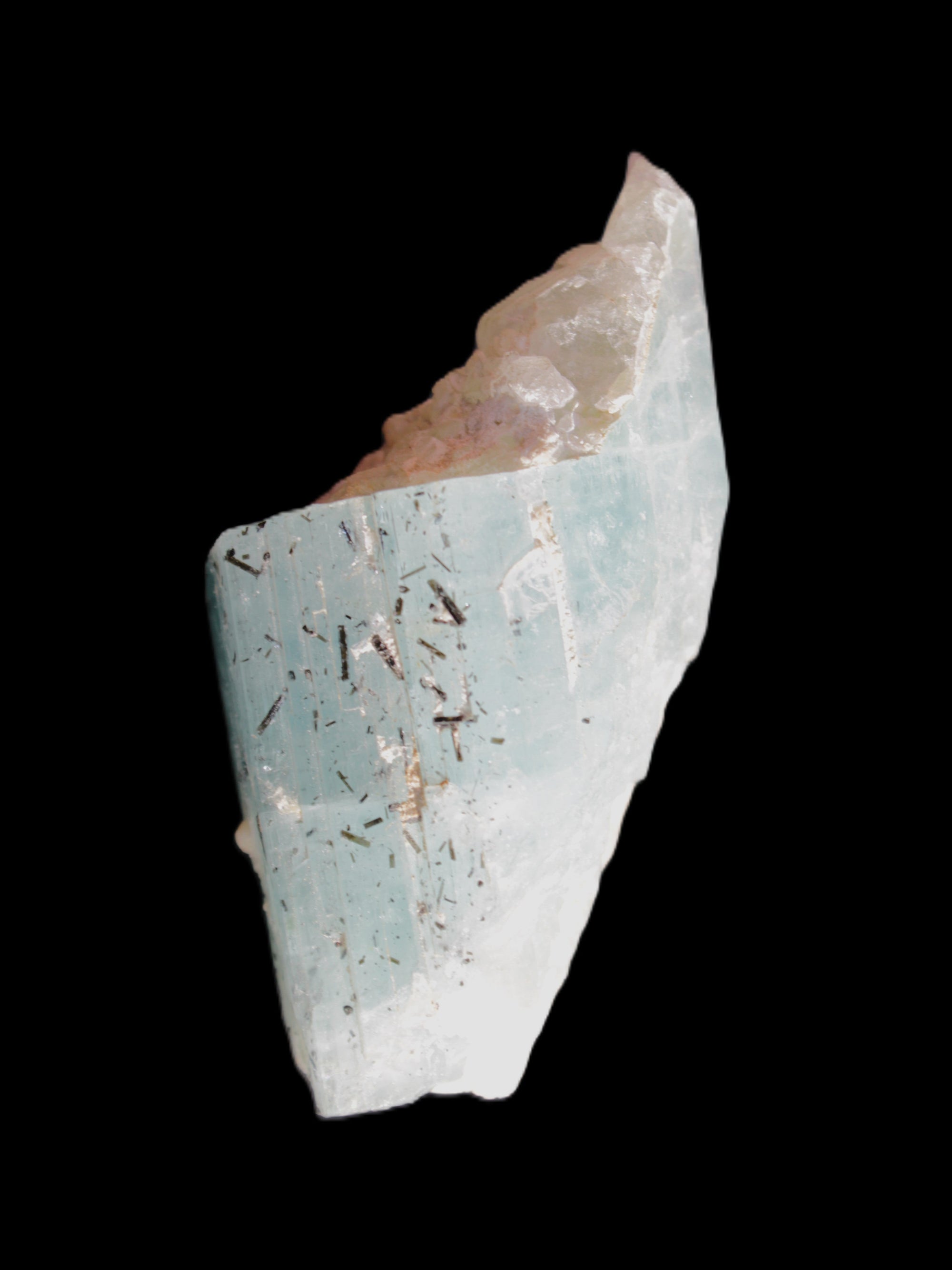 Aquamarine 82.4g in sunlight - Rocks and Things Store