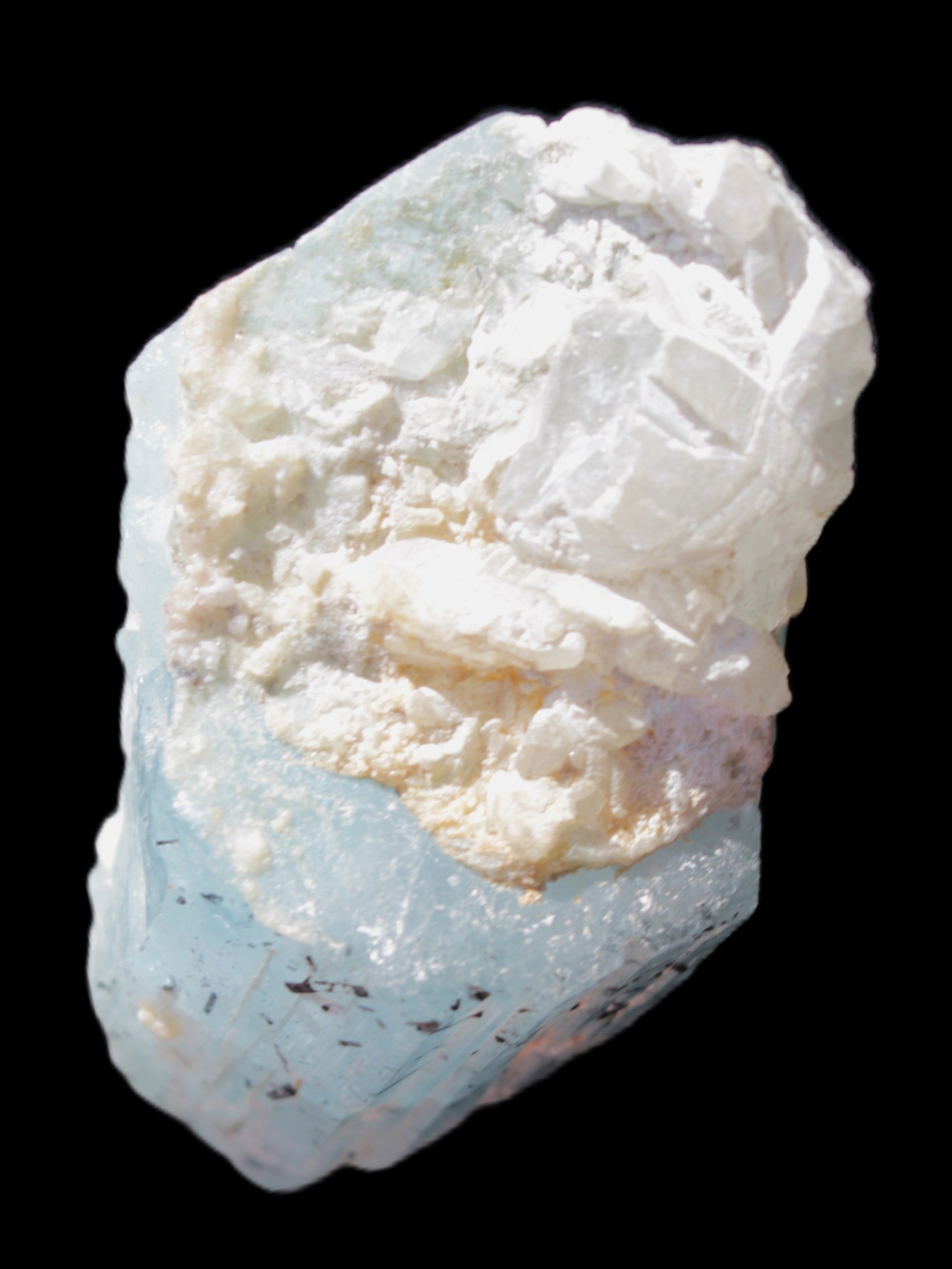Aquamarine 82.4g in sunlight - Rocks and Things Store