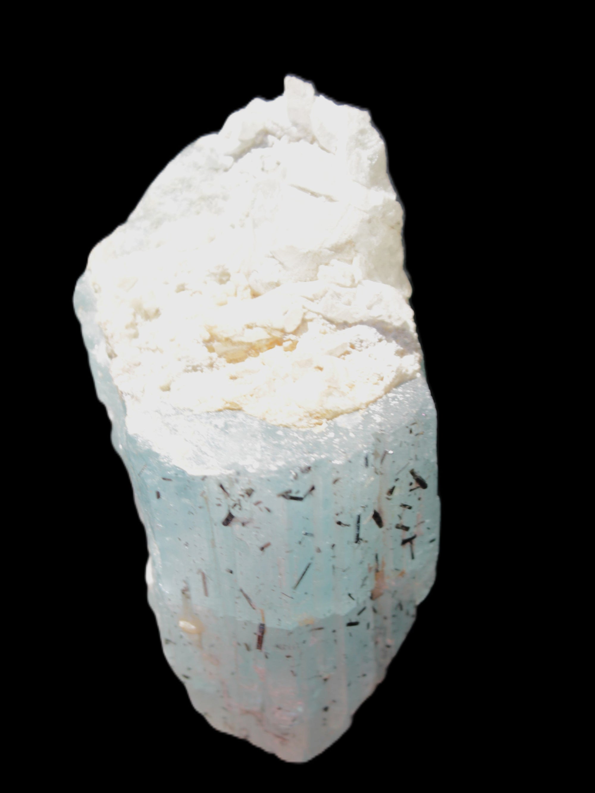 Aquamarine 82.4g in sunlight - Rocks and Things Store
