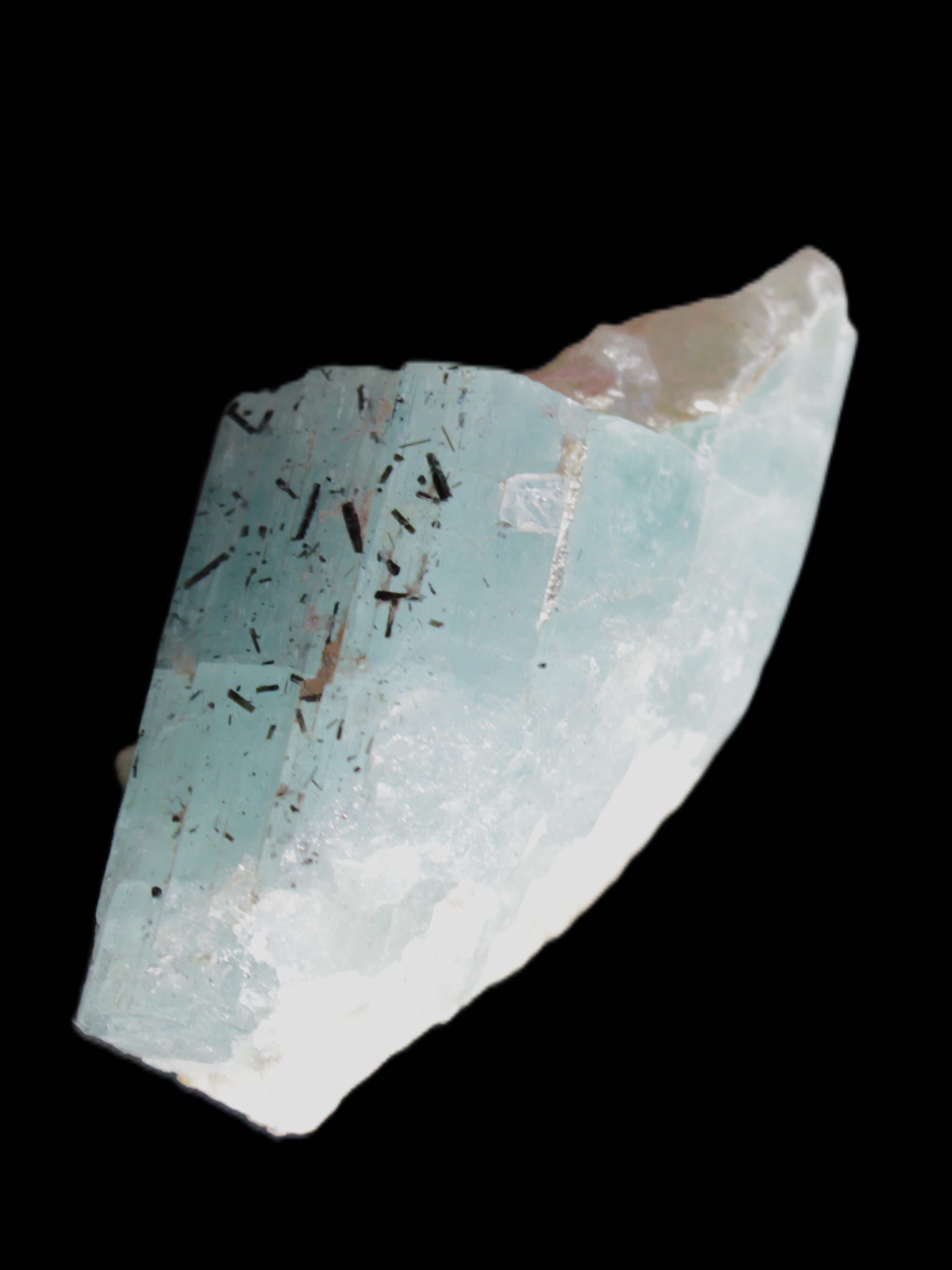 Aquamarine 82.4g in sunlight - Rocks and Things Store