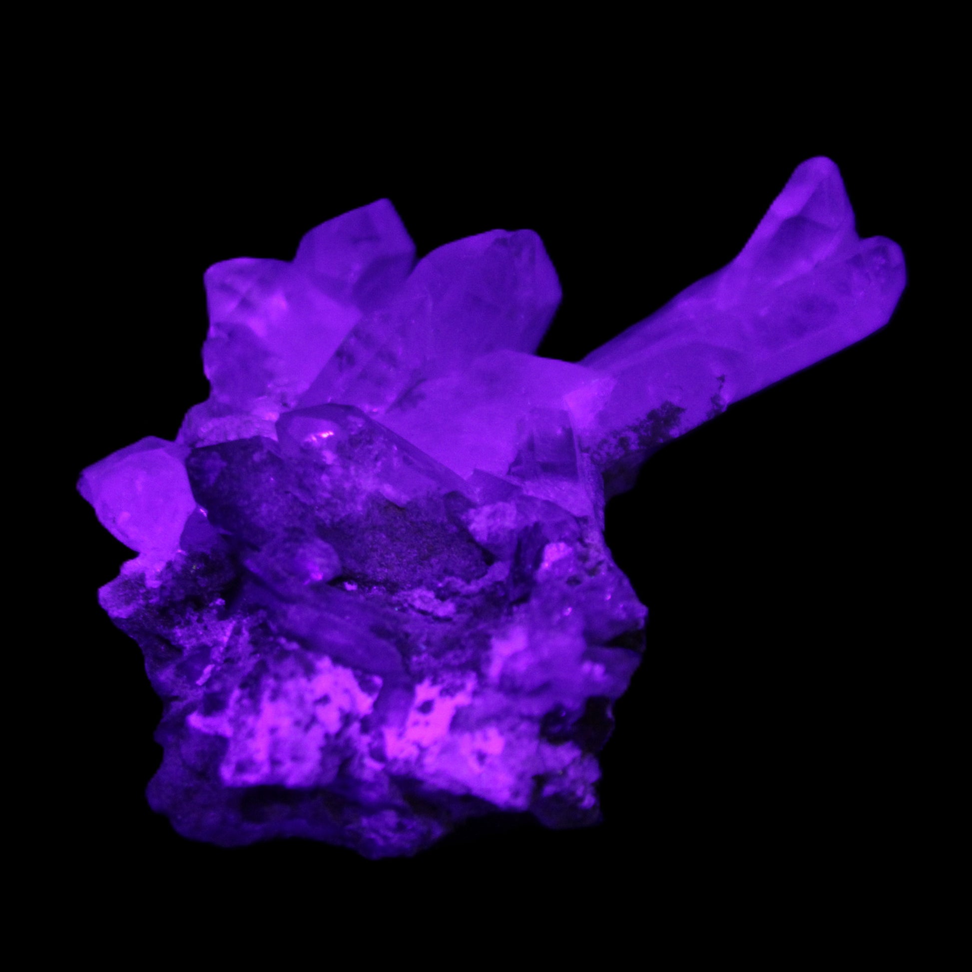 Complex Quartz cluster 60*60*24mm 50g in UV light - Rocks and Things  
 Store