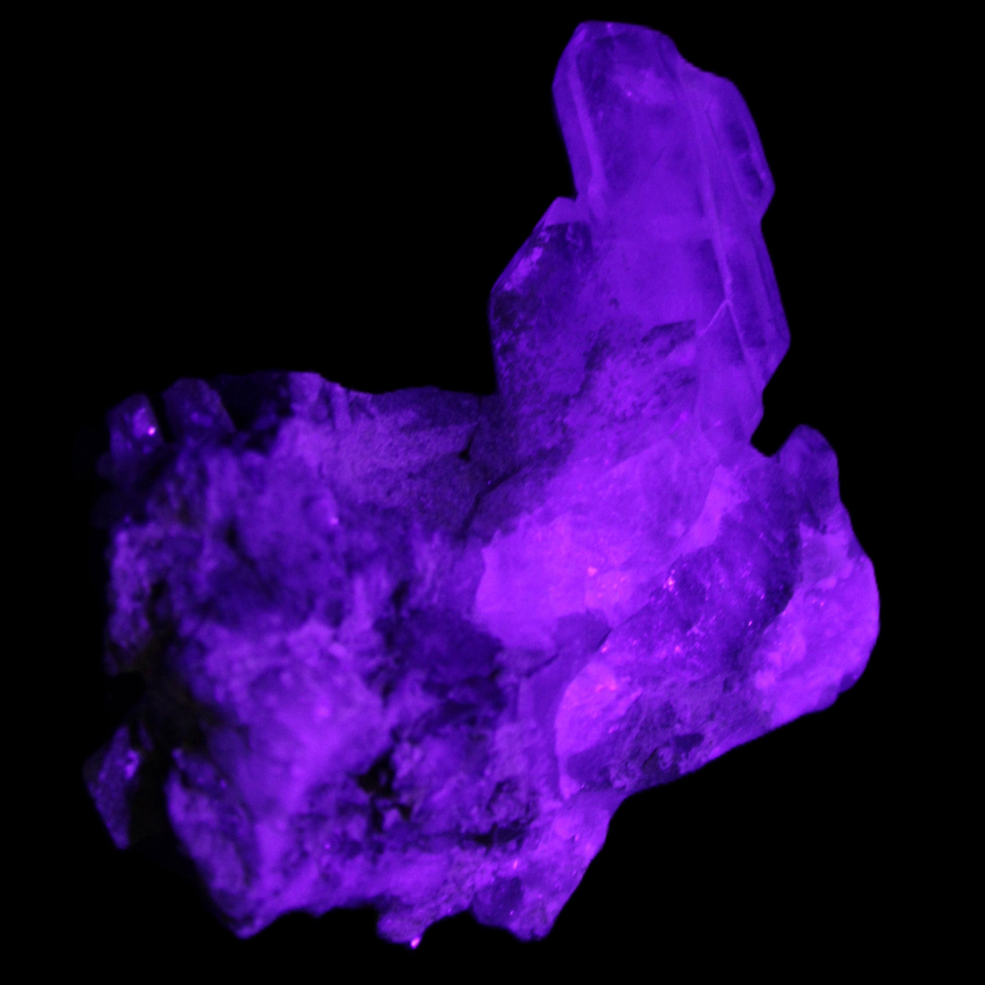 Complex Quartz cluster 60*60*24mm 50g in UV light - Rocks and Things  
 Store