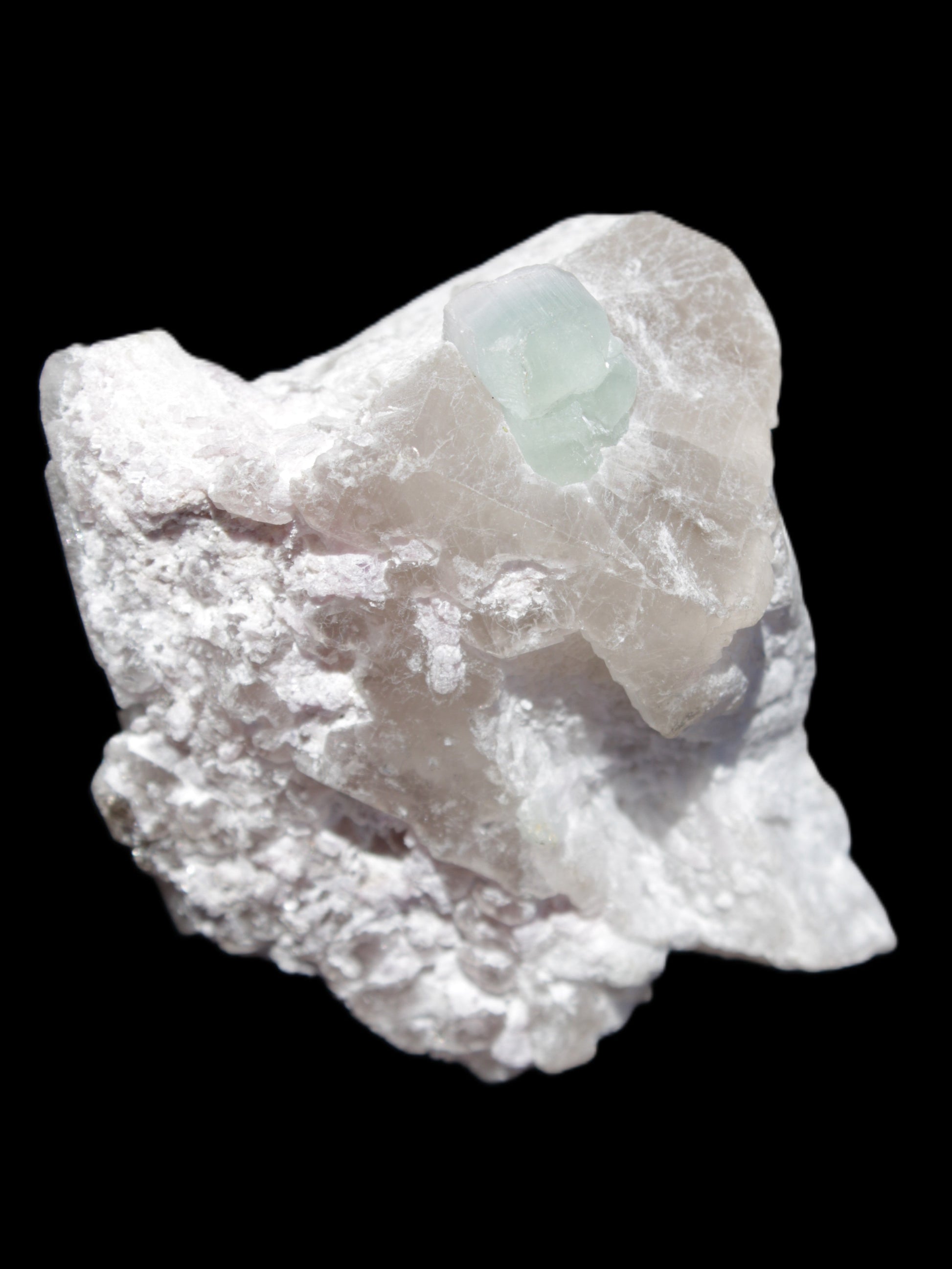 Aquamarine crystal on Quartz and Mica matrix 47*45*29mm 420.5ct 84.1g in sunlight - Rocks and Things Store