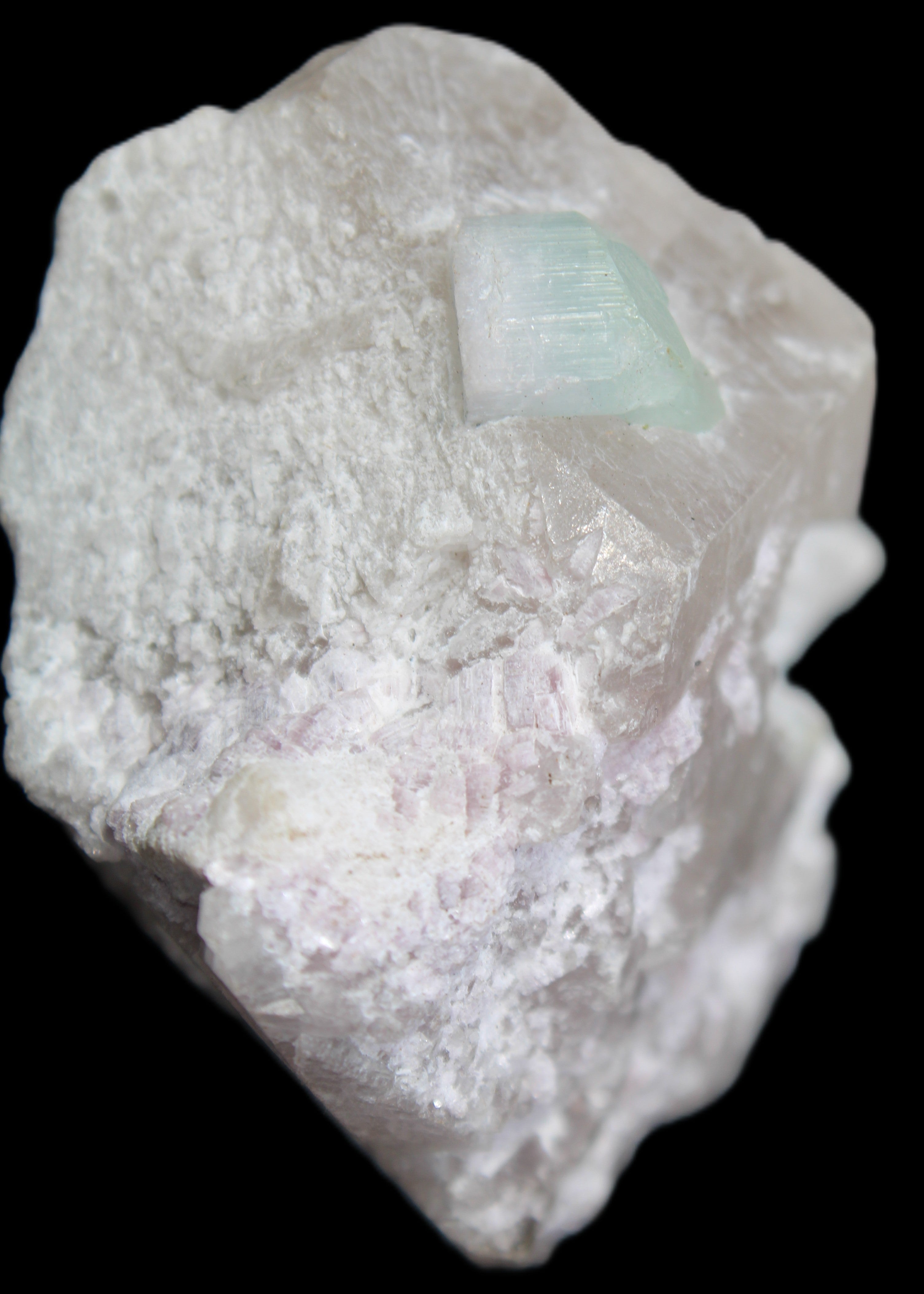 Aquamarine/Morganite crystal on Quartz and Mica matrix 47*45*29mm 420.5ct 84.1g in sunlight - Rocks and Things Store