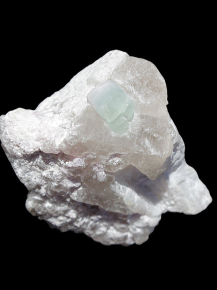 Aquamarine crystal on Quartz and Mica matrix 47*45*29mm 420.5ct 84.1g in sunlight - Rocks and Things Store