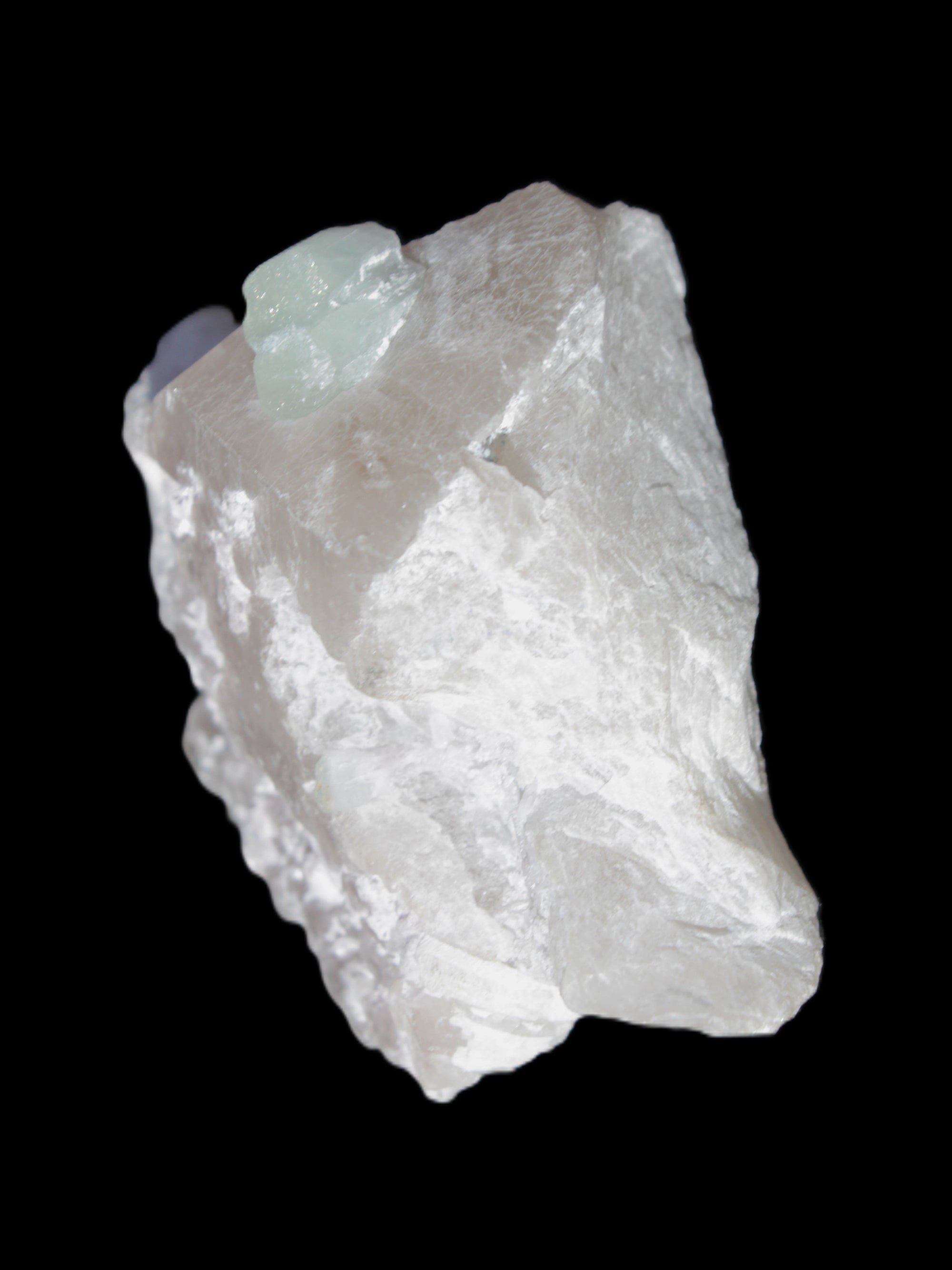 Aquamarine crystal on Quartz and Mica matrix 47*45*29mm 420.5ct 84.1g in sunlight - Rocks and Things Store
