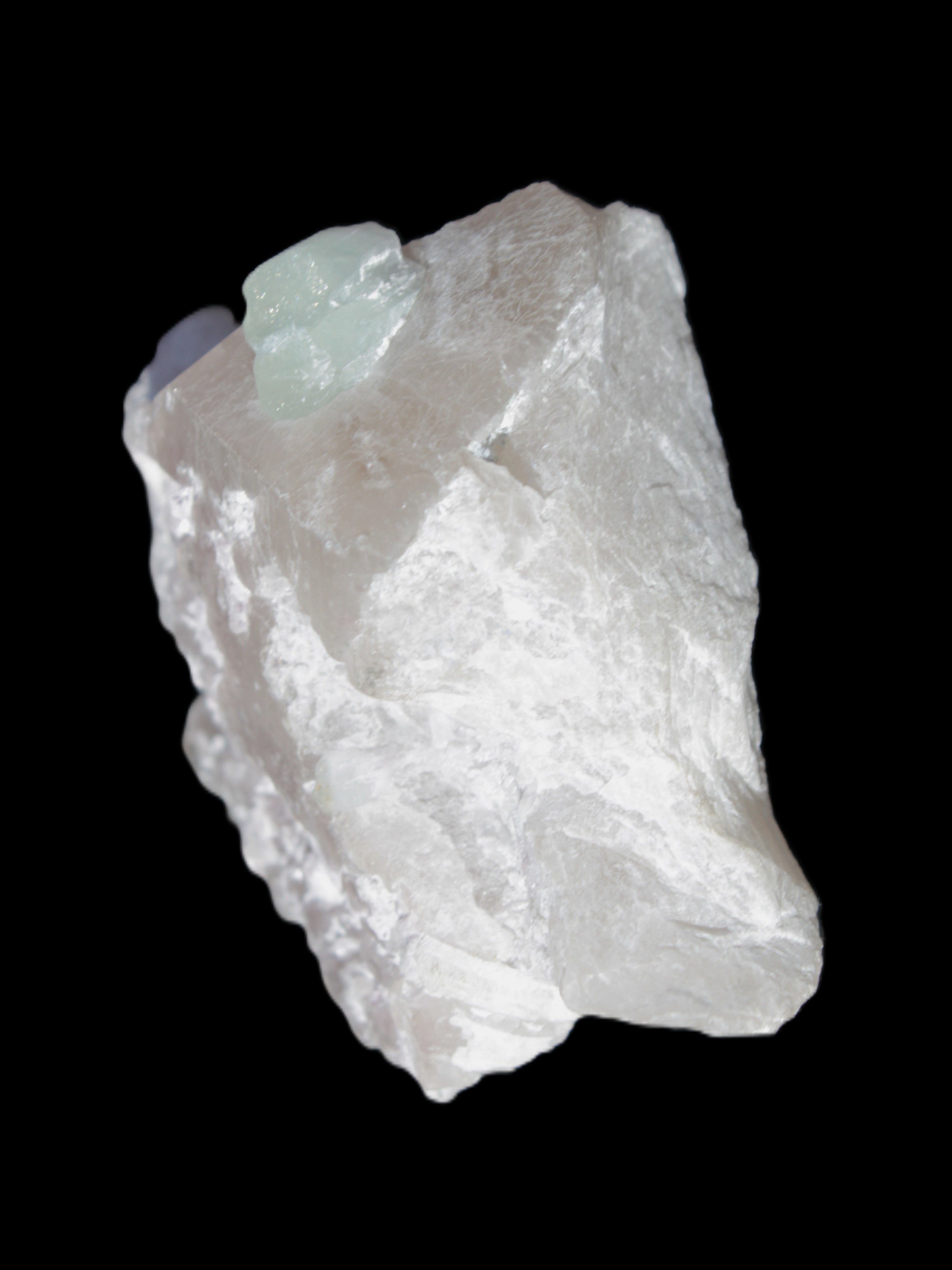 Aquamarine crystal on Quartz and Mica matrix 47*45*29mm 420.5ct 84.1g in sunlight - Rocks and Things Store
