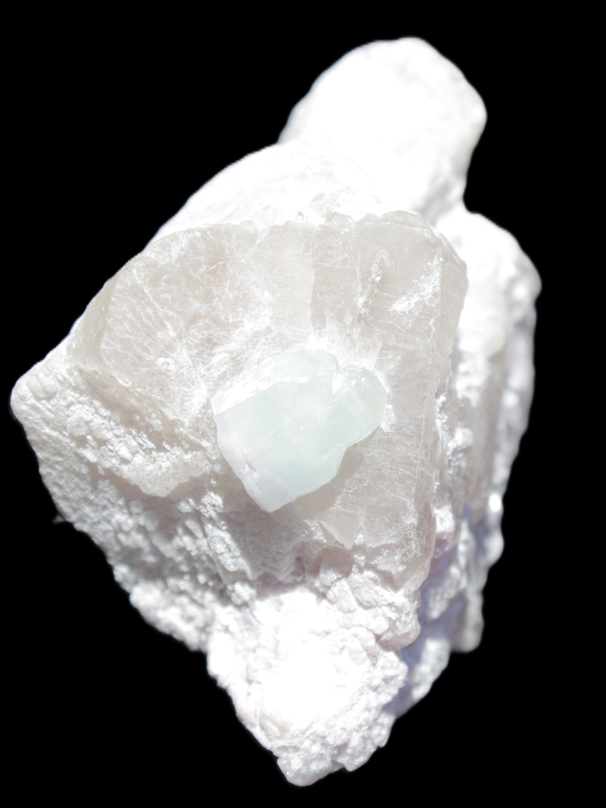Aquamarine crystal on Quartz and Mica matrix 47*45*29mm 420.5ct 84.1g in sunlight - Rocks and Things Store