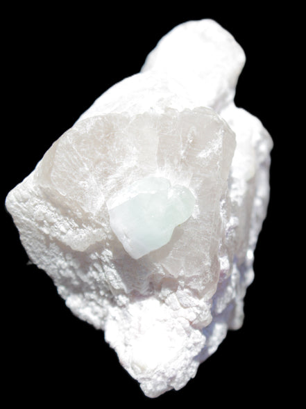 Aquamarine crystal on Quartz and Mica matrix 47*45*29mm 420.5ct 84.1g in sunlight - Rocks and Things Store