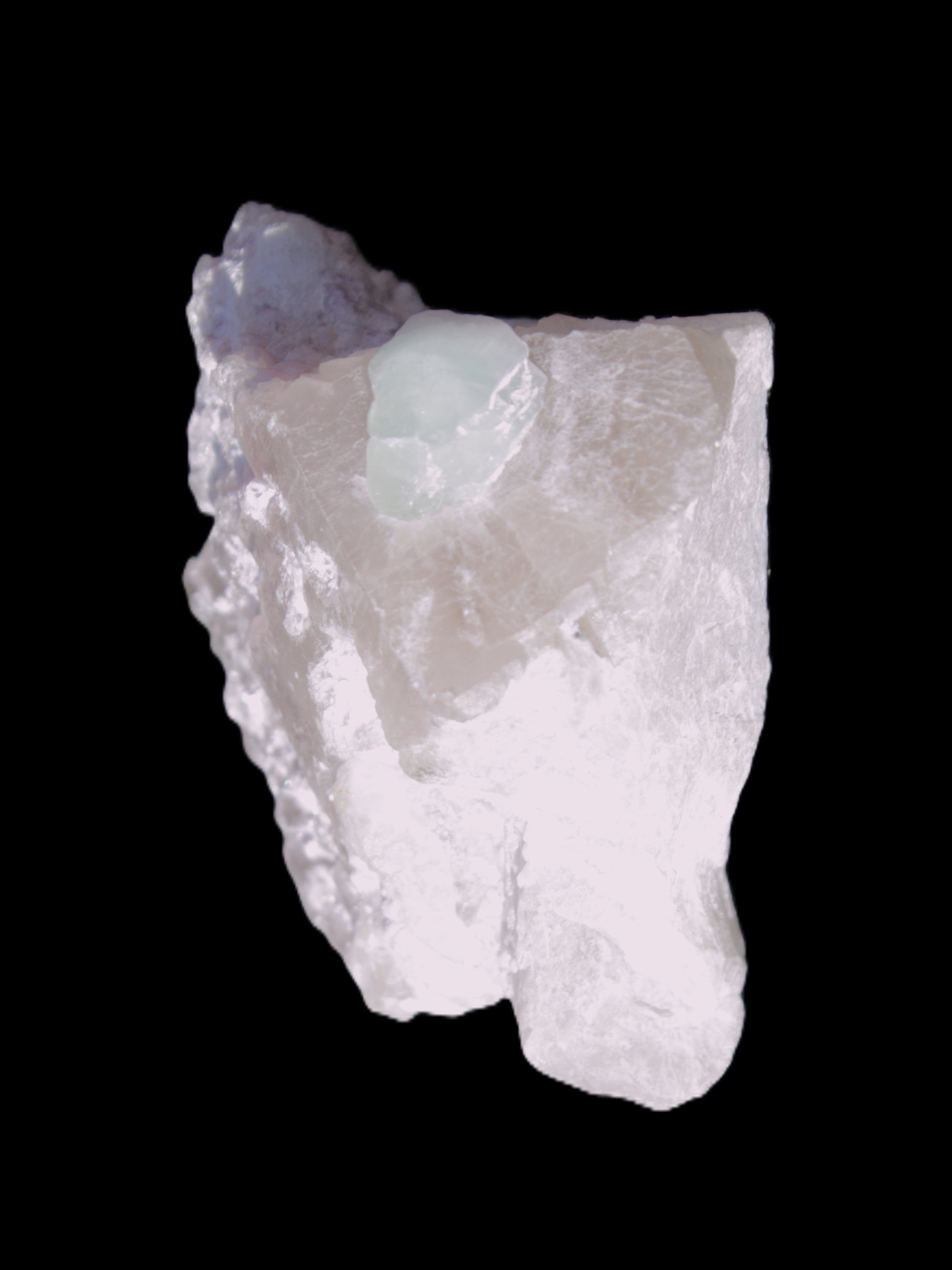 Aquamarine crystal on Quartz and Mica matrix 47*45*29mm 420.5ct 84.1g in sunlight - Rocks and Things Store