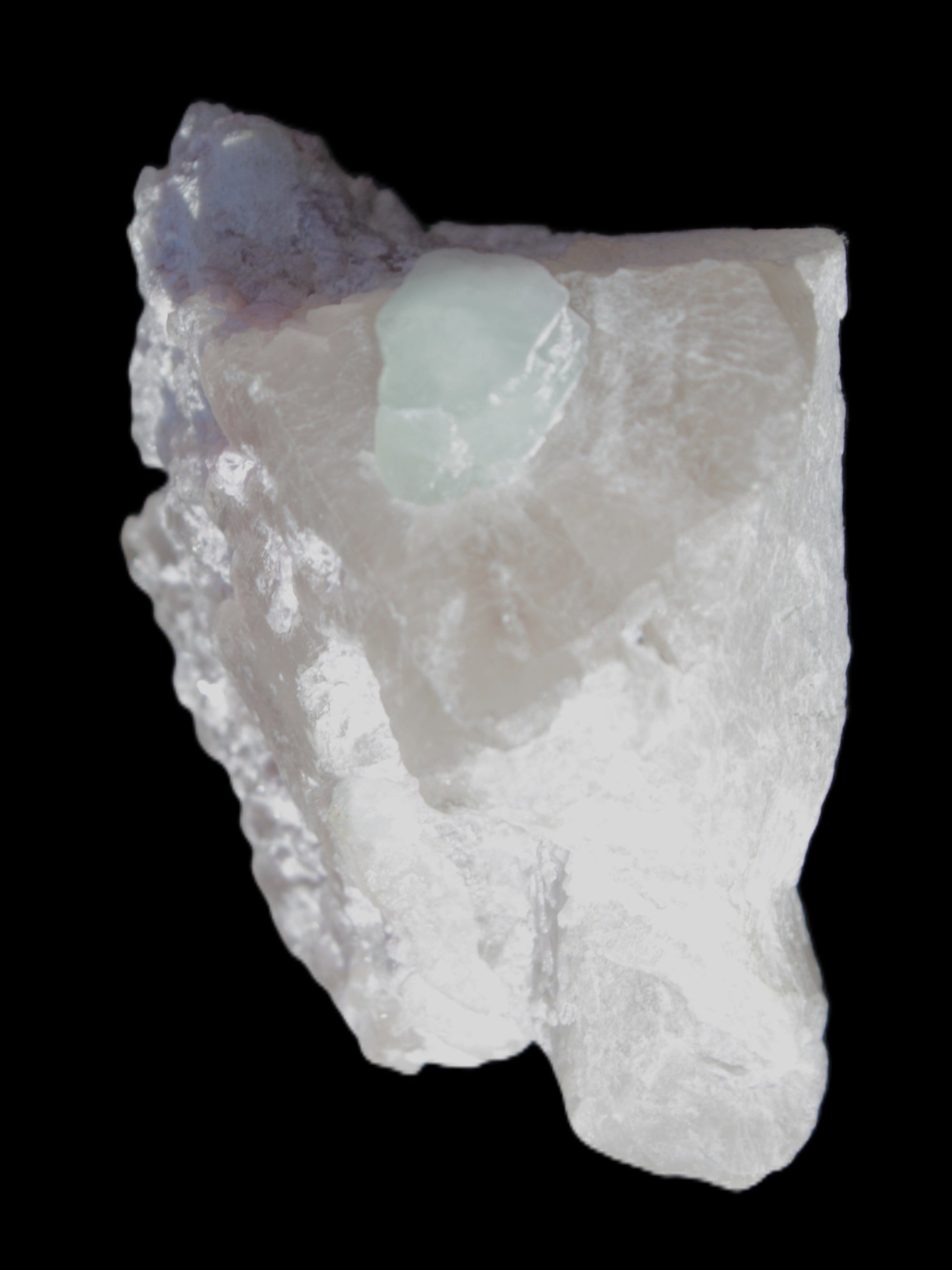 Aquamarine crystal on Quartz and Mica matrix 47*45*29mm 420.5ct 84.1g in sunlight - Rocks and Things Store