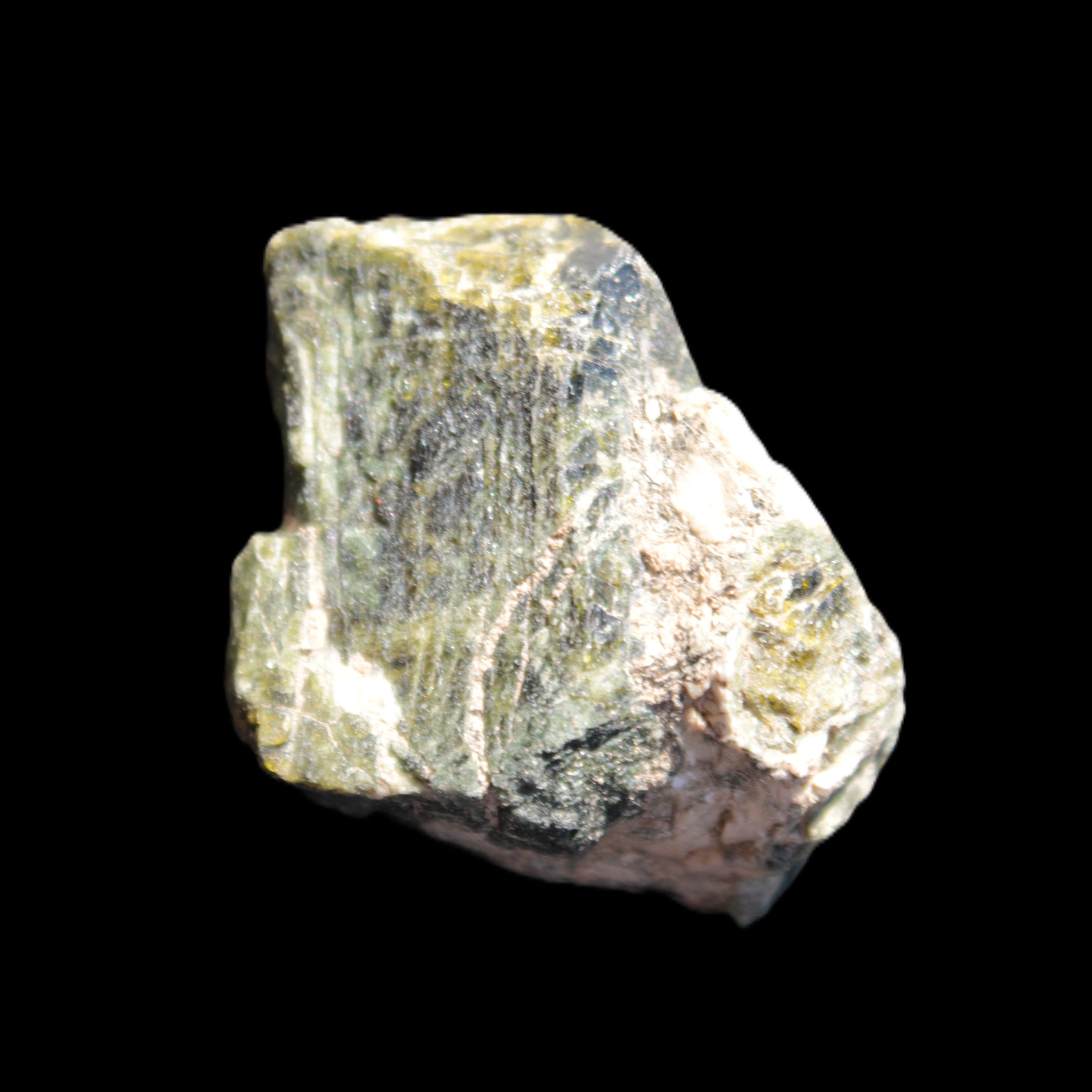 Epidote crystal specimen from Iran 38*34*33mm 42.4g Rocks and Things Store