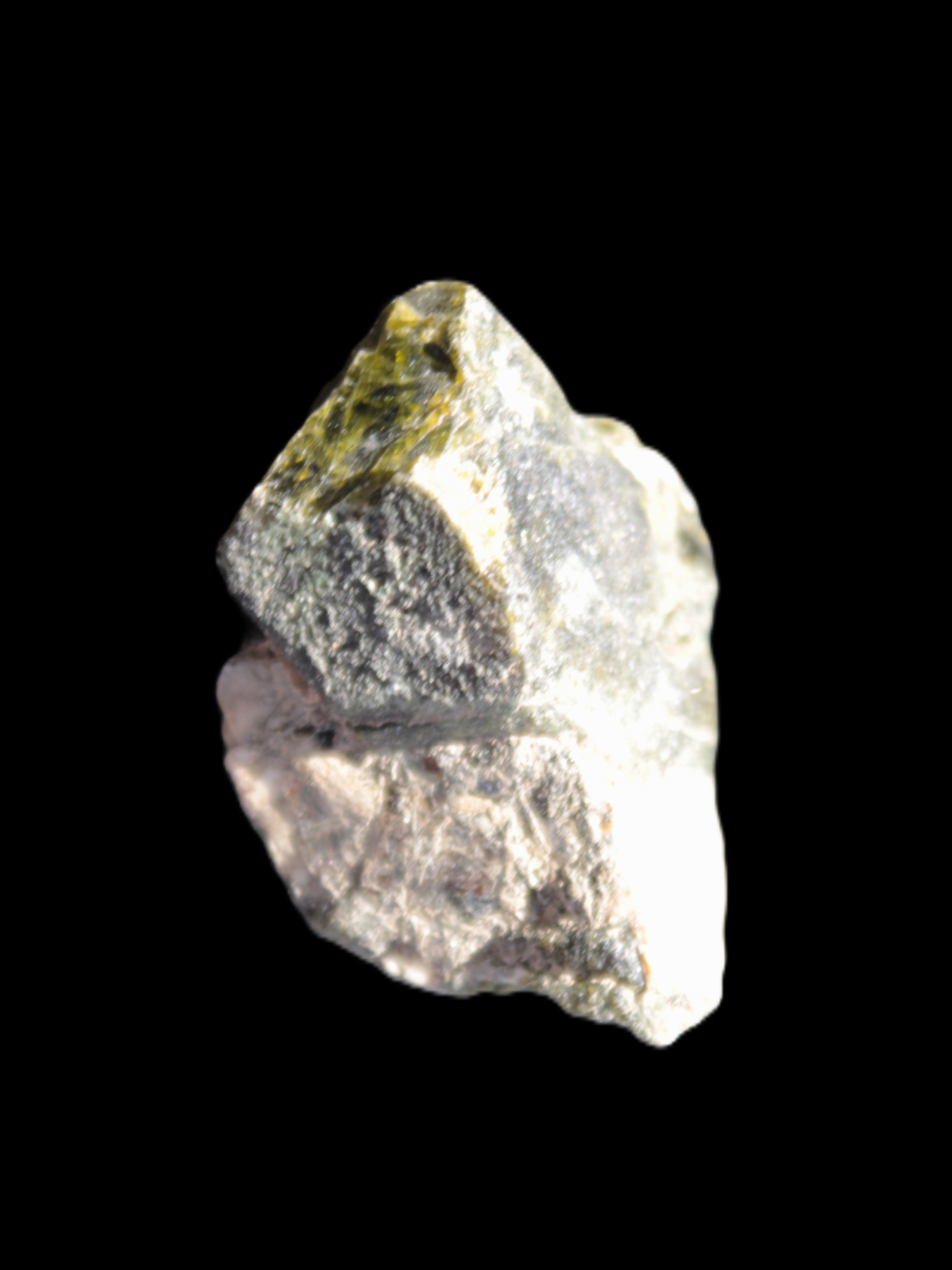 Epidote crystal specimen from Iran 38*34*33mm 42.4g Rocks and Things Store