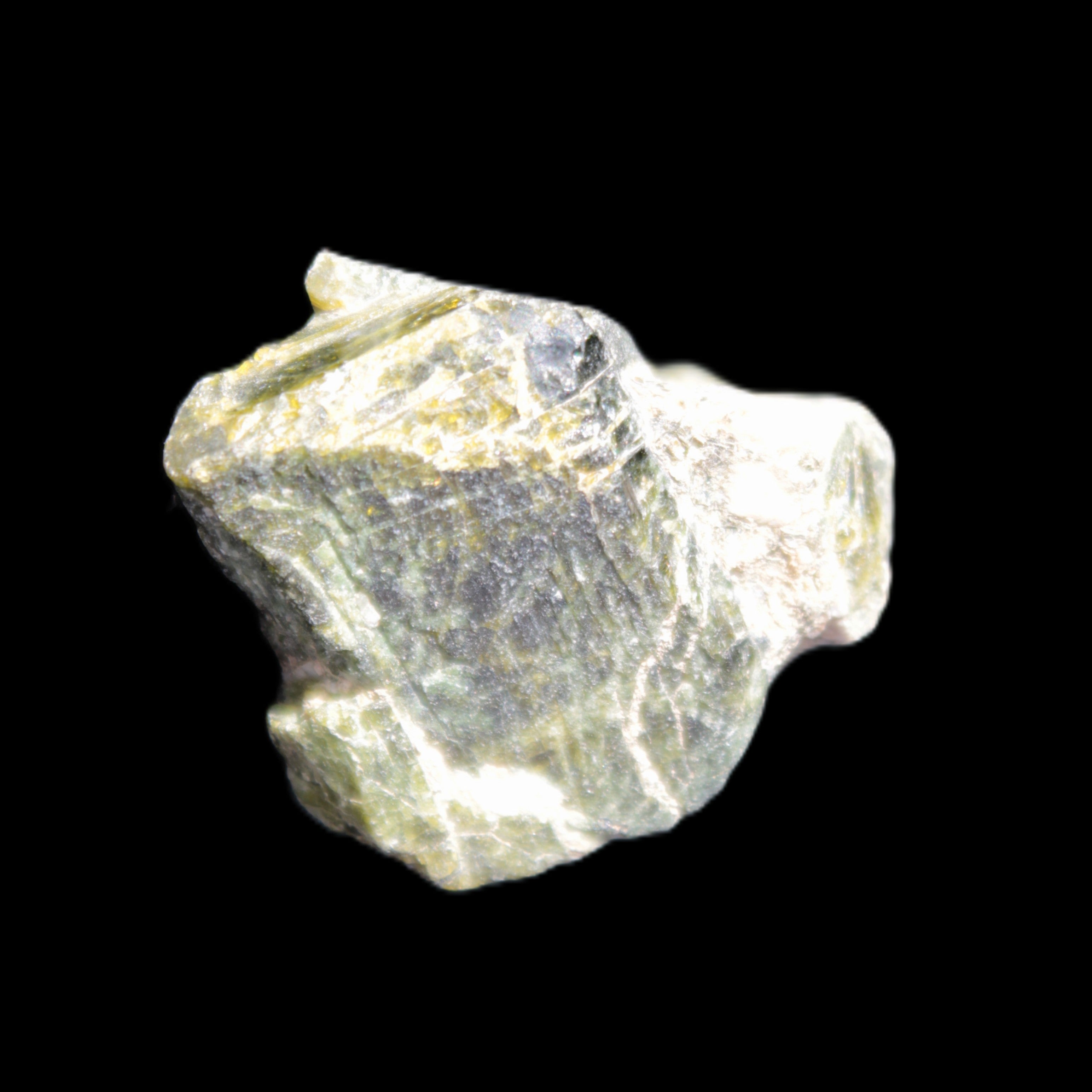 Epidote crystal specimen from Iran 38*34*33mm 42.4g Rocks and Things Store