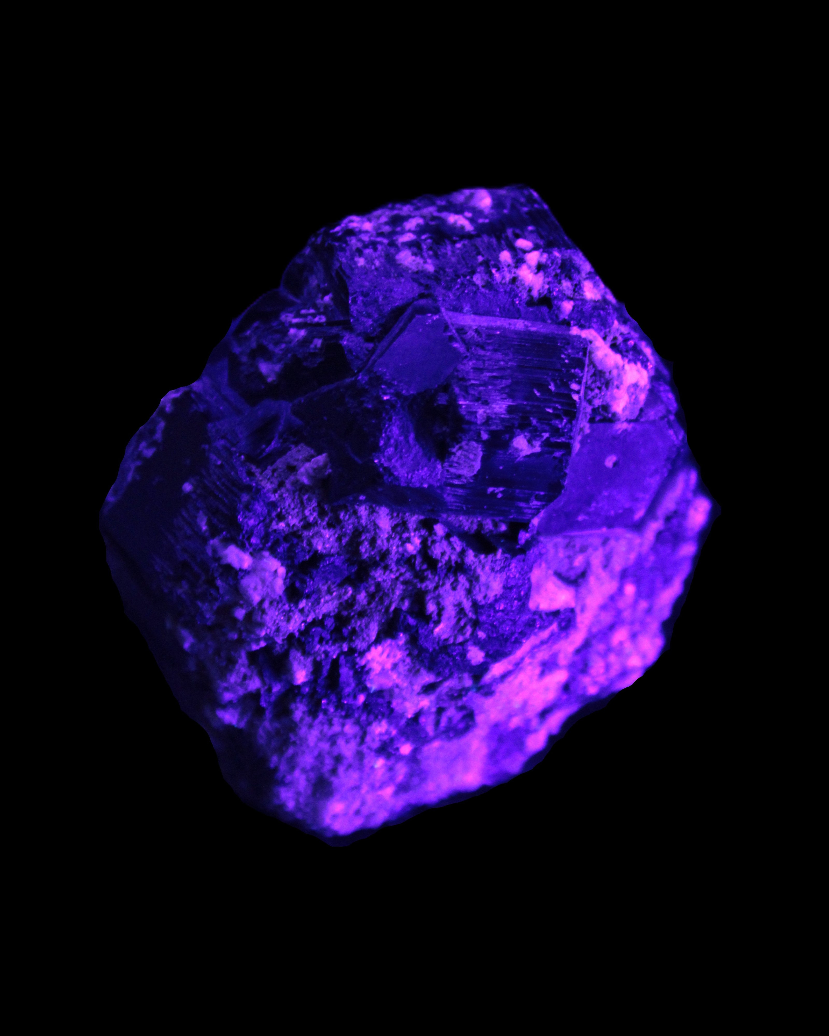 Amazing Black Tourmaline cluster 64*31mm 243.7g in UV light - Rocks and Things Store