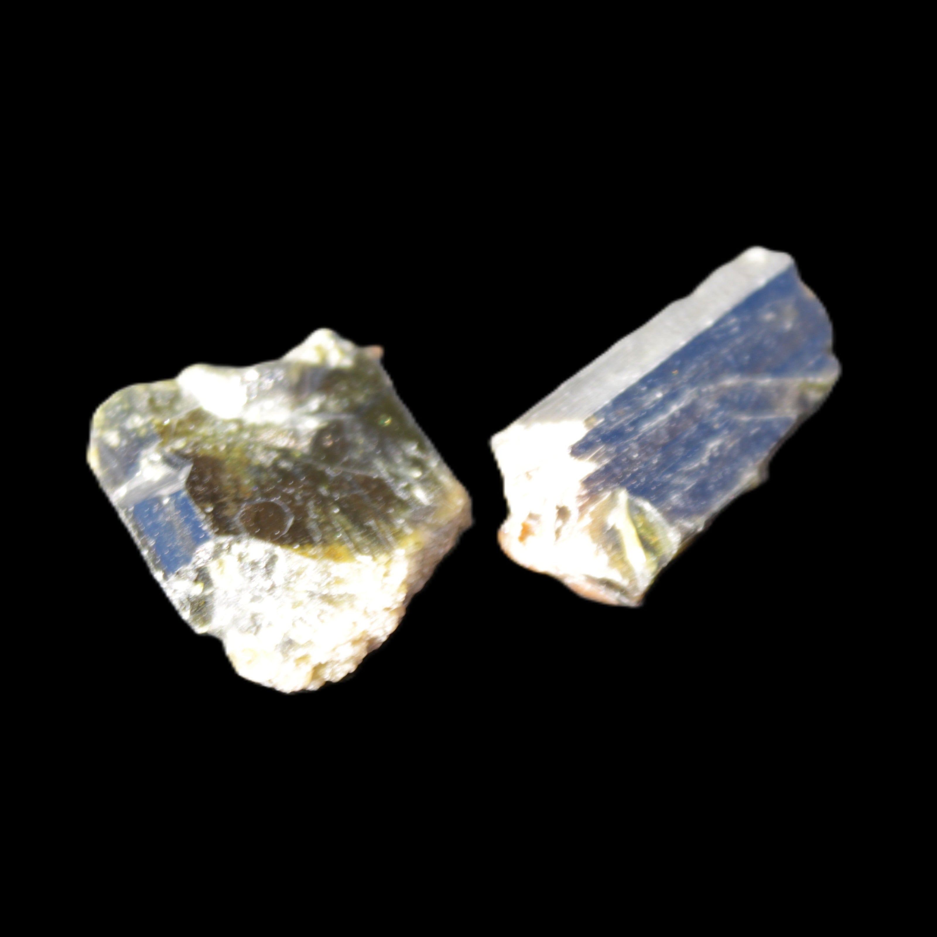 Epidote 2 crystals 19/24mm 12.2g Rocks and Things Store