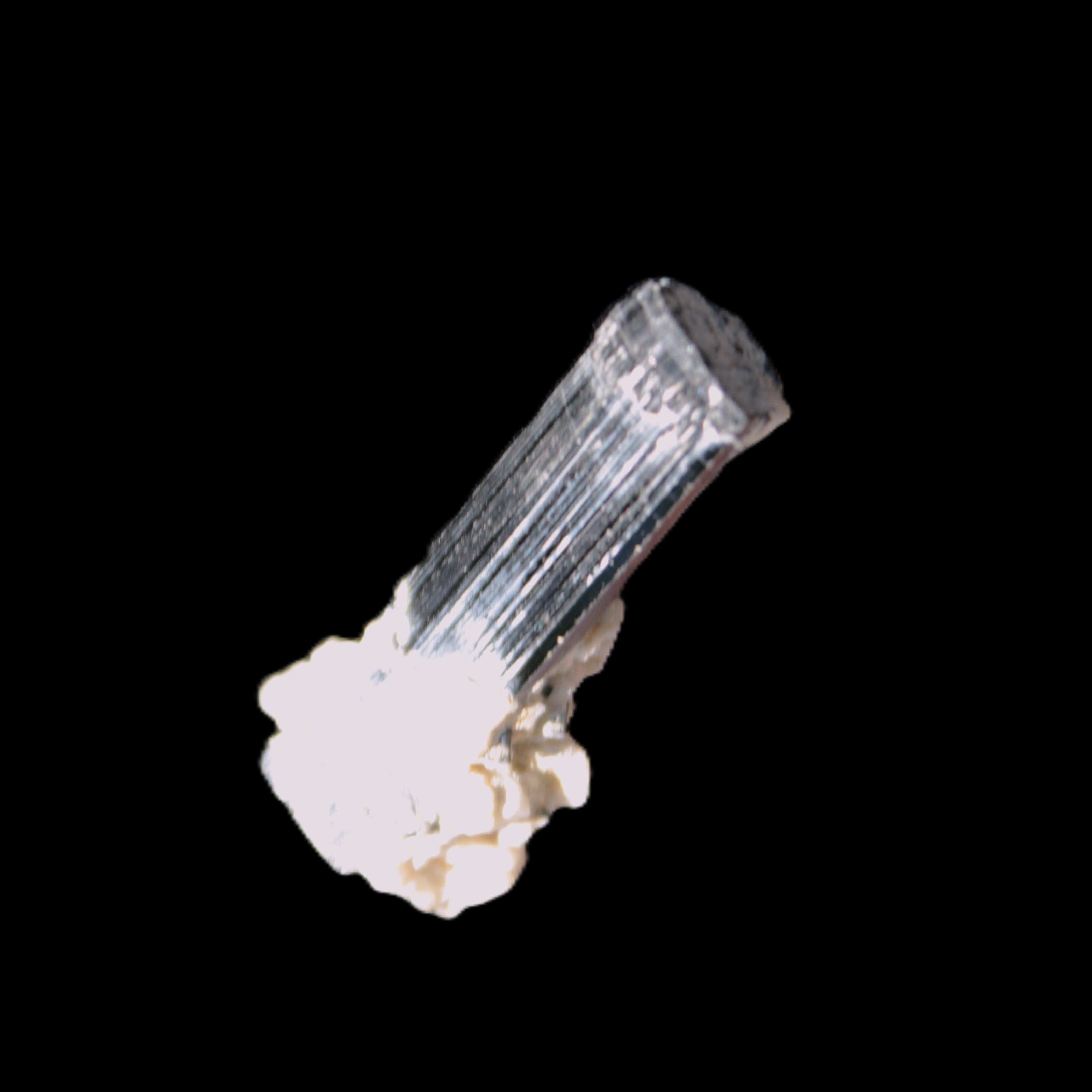 Green Tourmaline Elbaite crystal on matrix 40*10mm  45.5ct 9.1g Rocks and Things