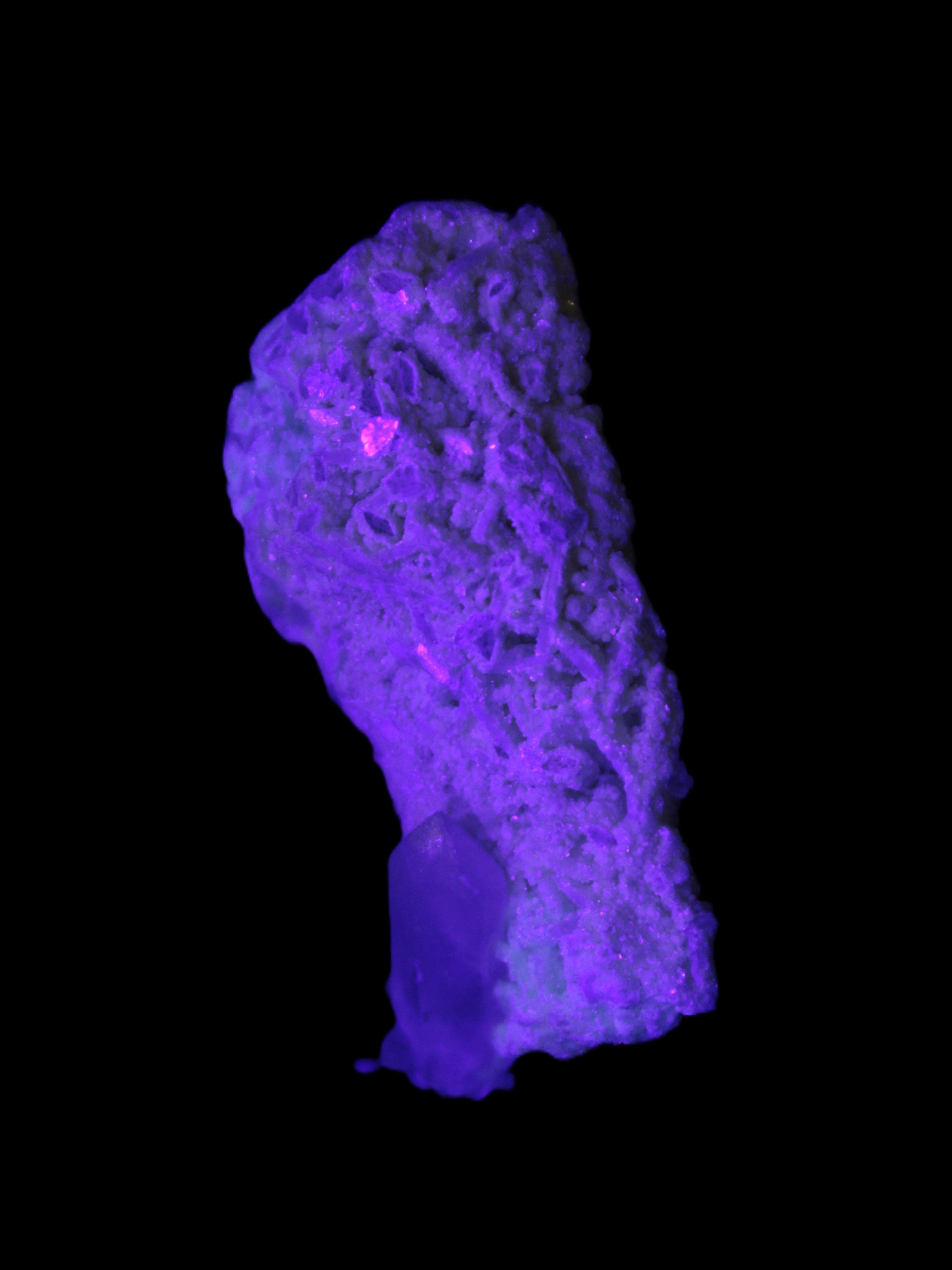 Quartz with tiny Inner Child cluster on Feldspar-Mica matrix 41*11*21mm 67ct 13.4g in UV light - Rocks and Things Store