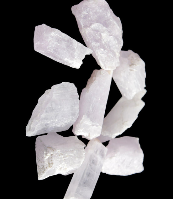 Pink/Lilac Kunzite 9 larger crystals from Afghanistan 21-35mm 90g Wholesale in sunlight - Rocks and Things Store