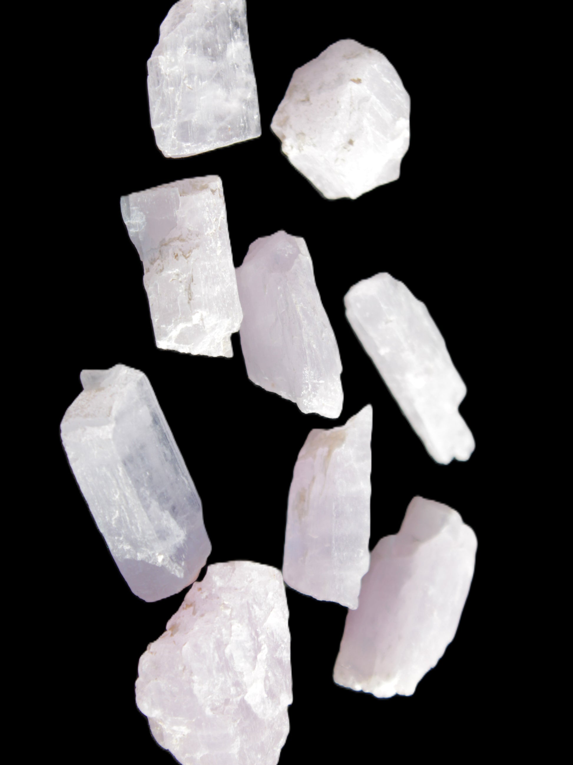 Pink/Lilac Kunzite 9 larger crystals from Afghanistan 21-35mm 90g Wholesale in sunlight - Rocks and Things Store